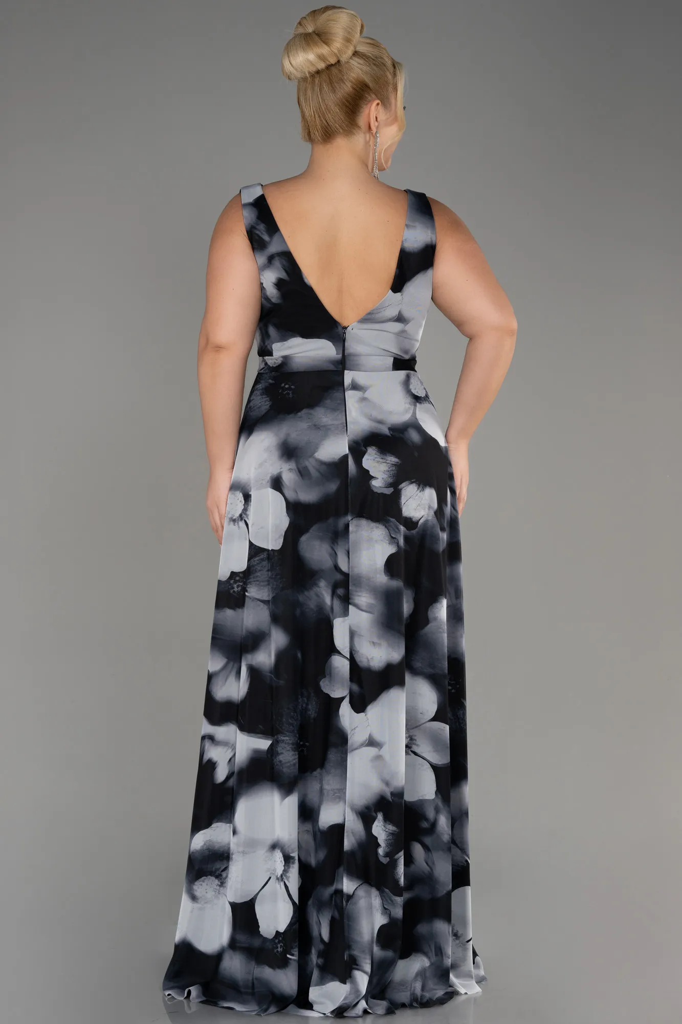 Anthracite-Sleevess Printed Chiffon Plus Size Prom Dress ABU4050