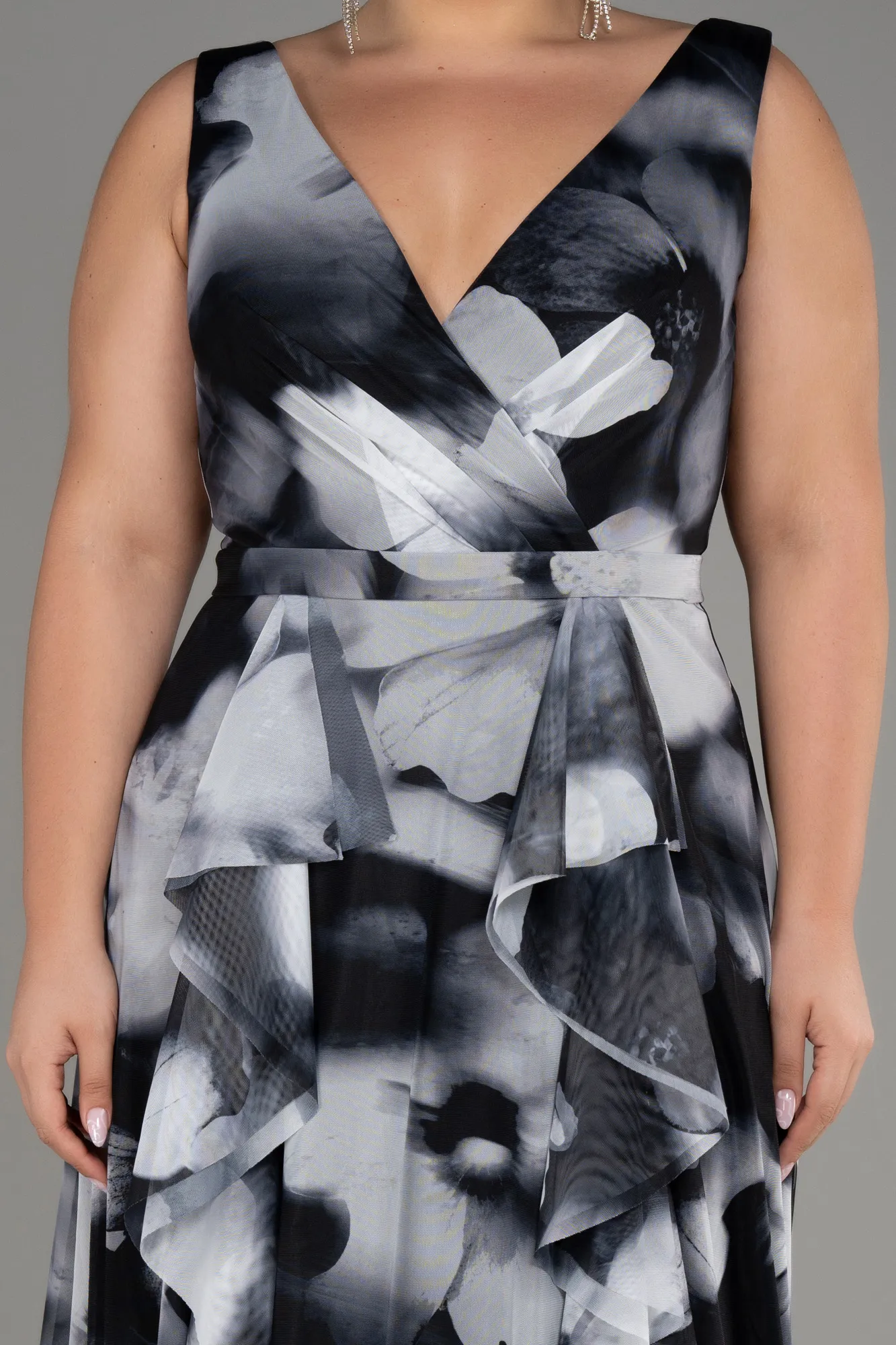 Anthracite-Sleevess Printed Chiffon Plus Size Prom Dress ABU4050