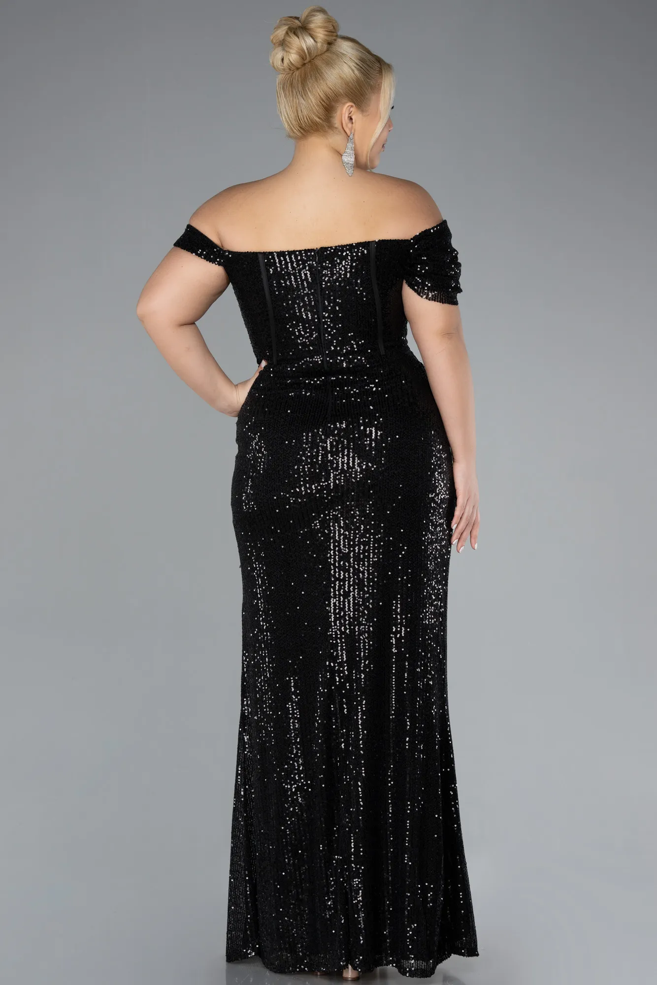 Black-Boat Neck Long Sequined Evening Gown ABU4315