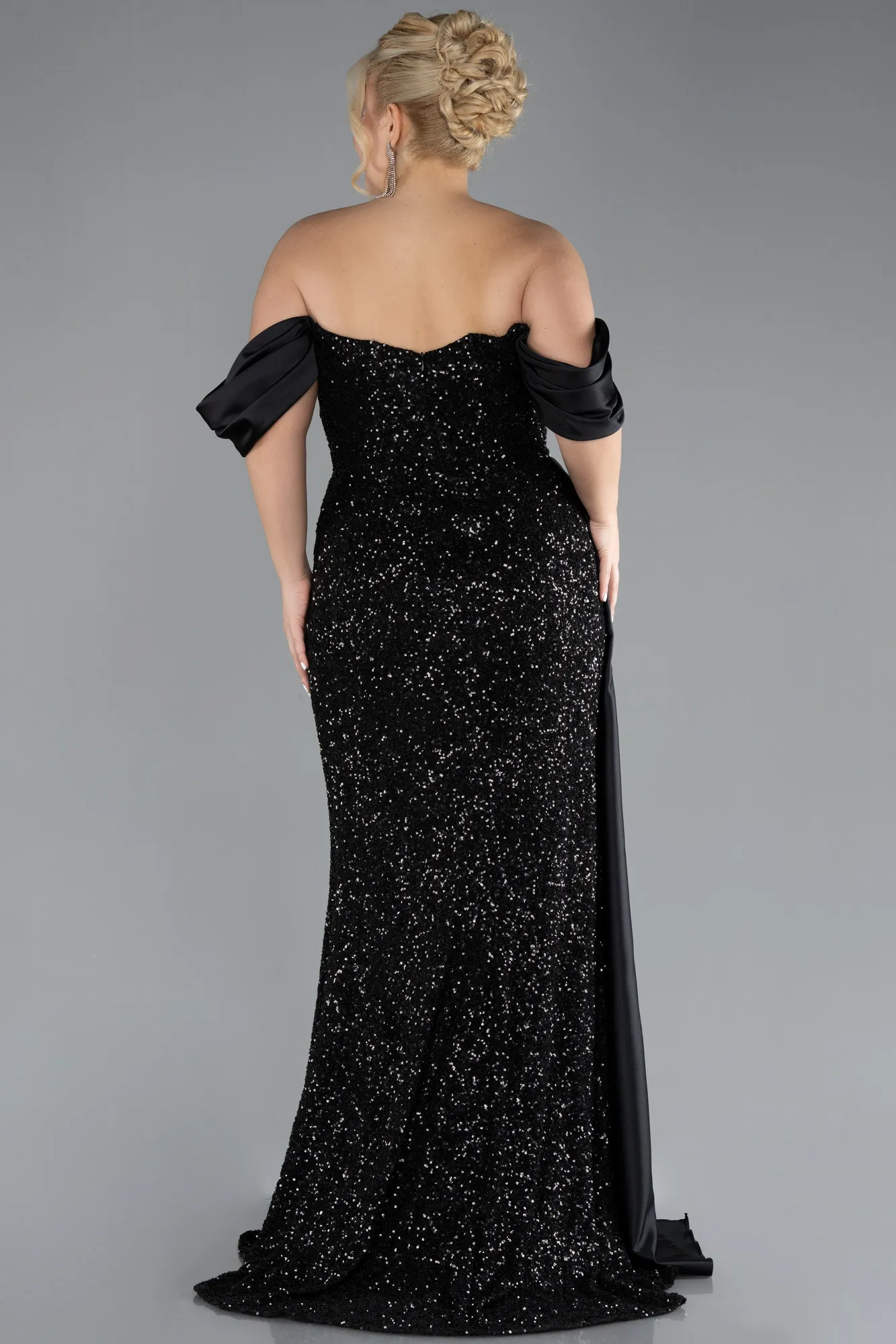 Black-Boat Neck Long Sequined Plus Size Evening Gown ABU4086