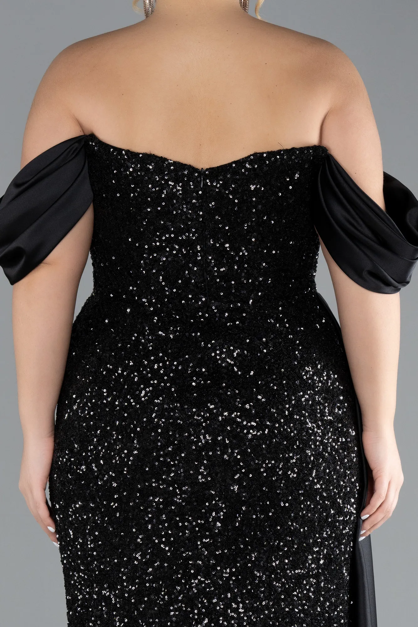 Black-Boat Neck Long Sequined Plus Size Evening Gown ABU4086