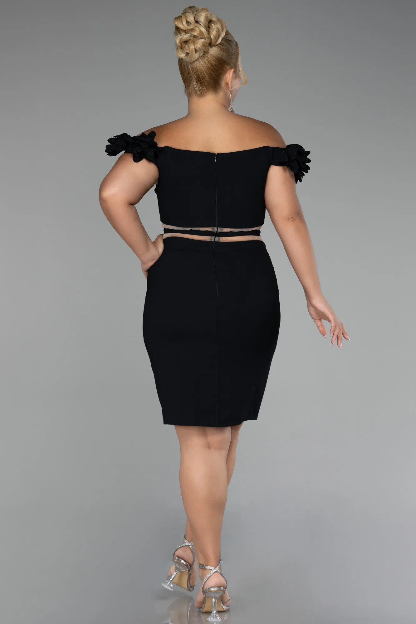 Black-Boat Neck Short Plus Size Cocktail Dress ABK2121