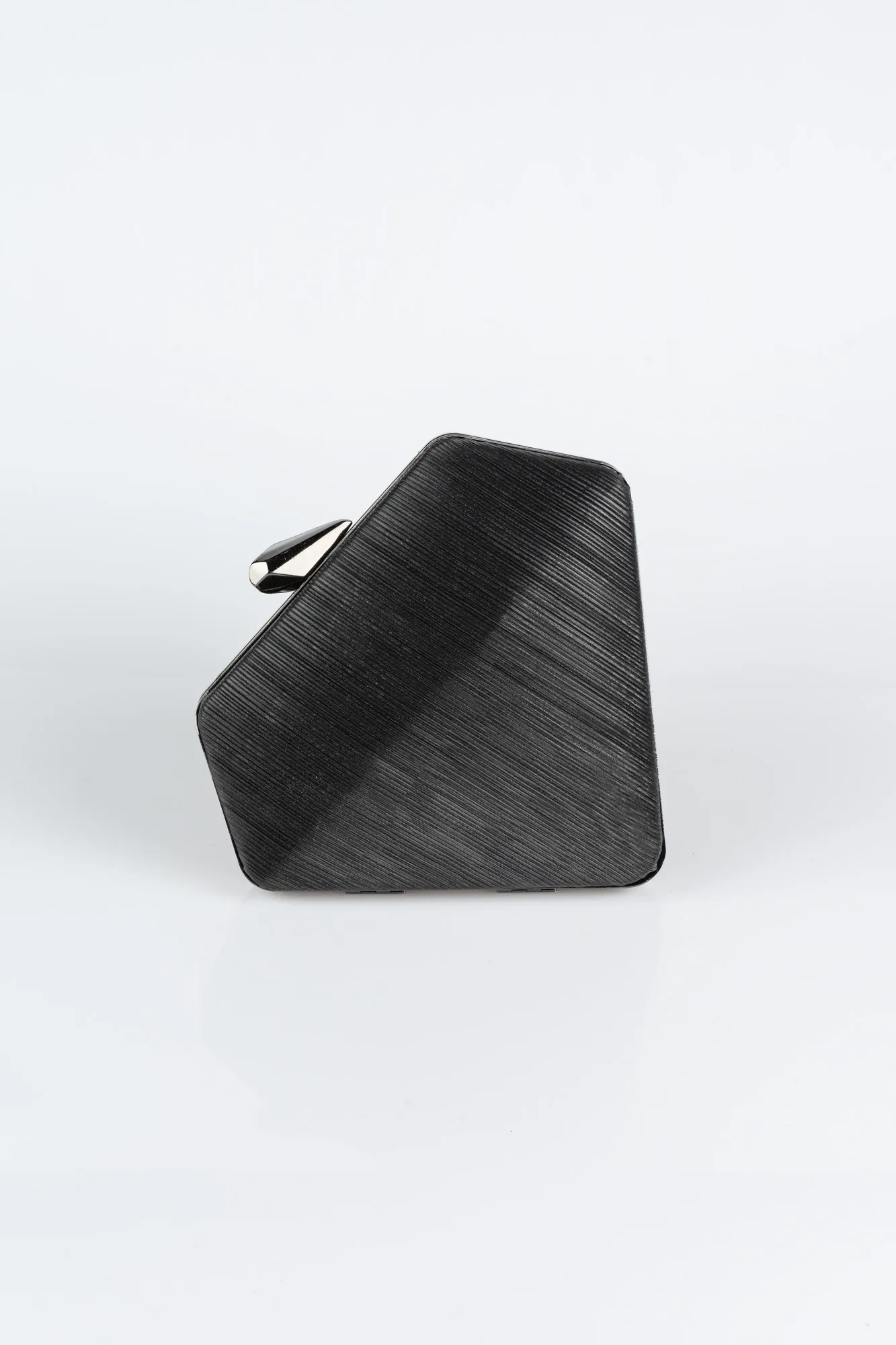 Black-Box Bag V222