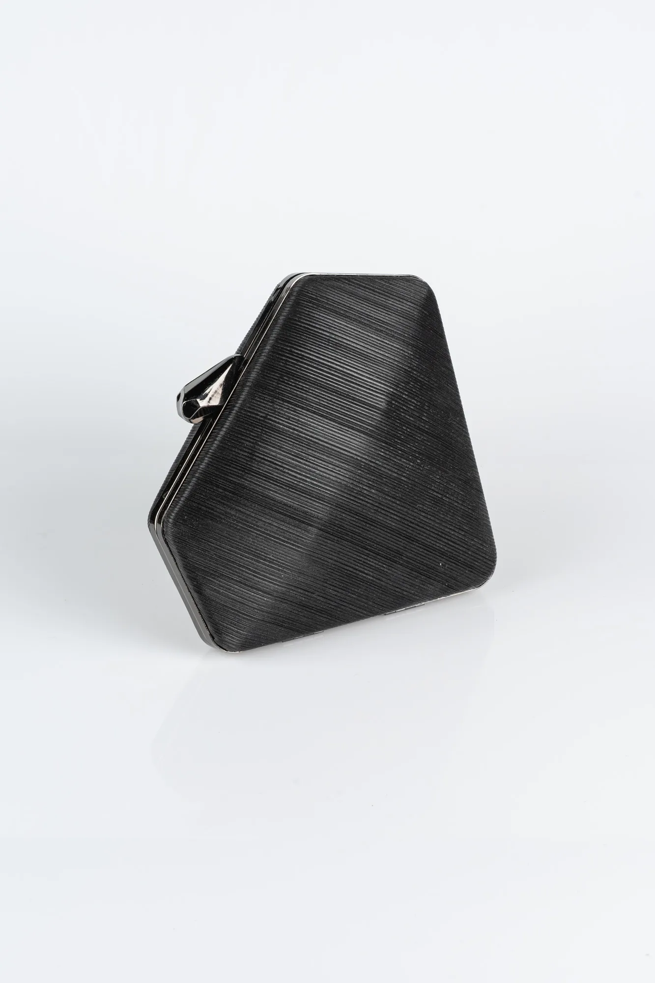 Black-Box Bag V222