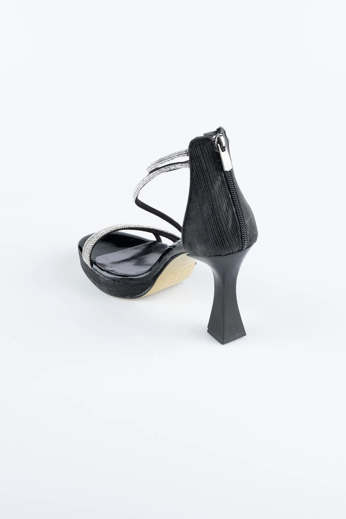 Black-Laser Cut Evening Shoe MJ5154