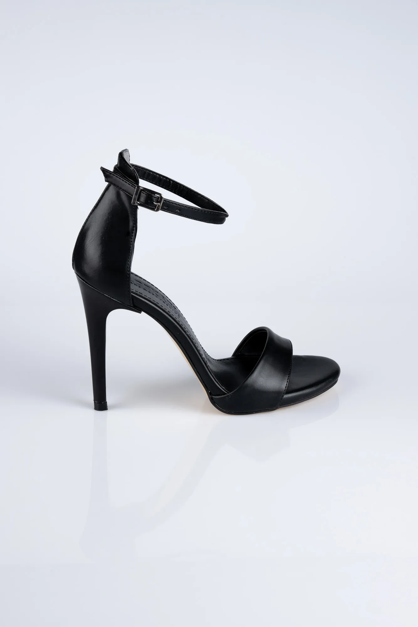 Black-Leather Evening Shoe ABD1401