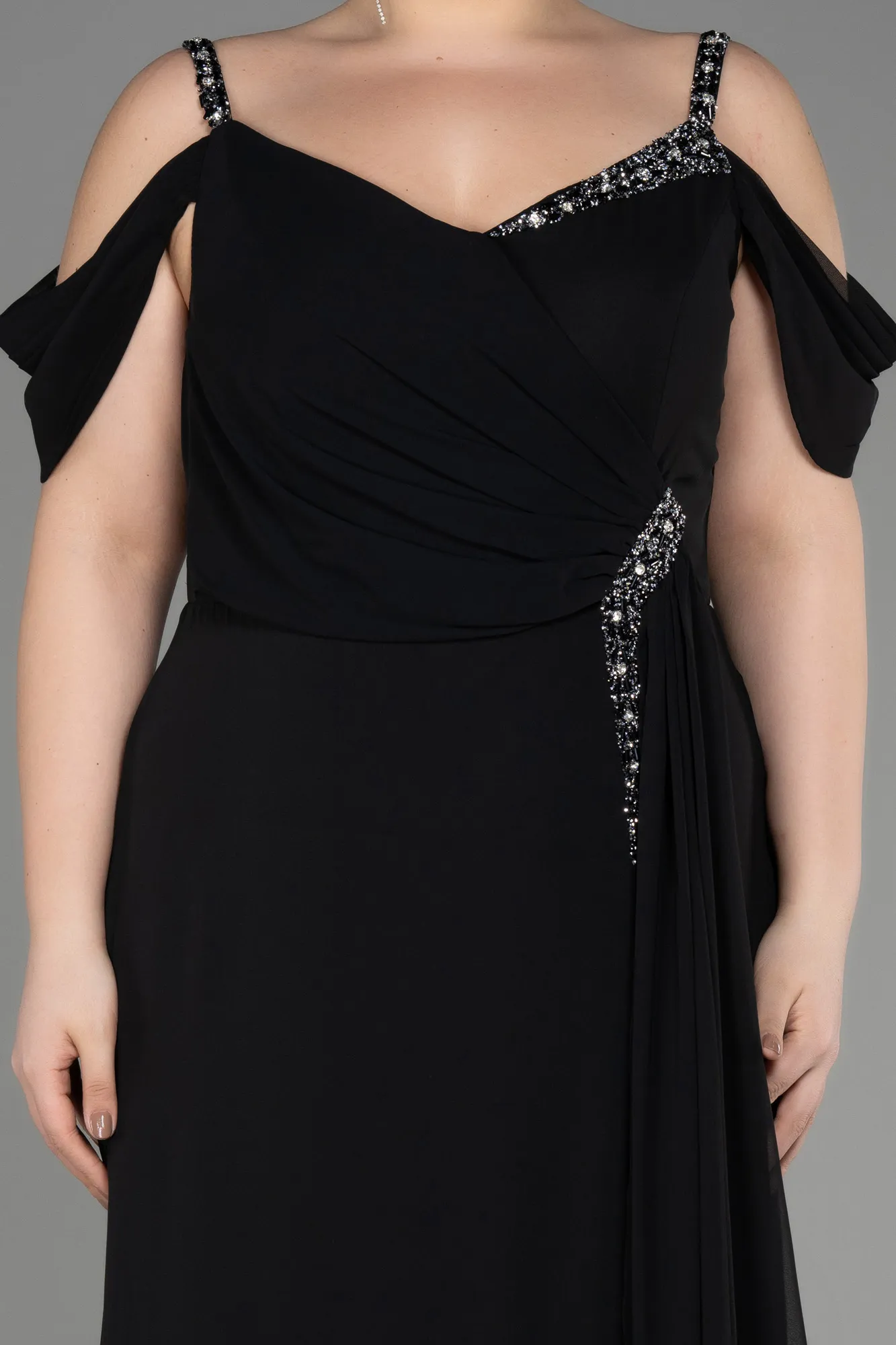 Black-Long Chiffon Plus Size Evening Gown ABU3742