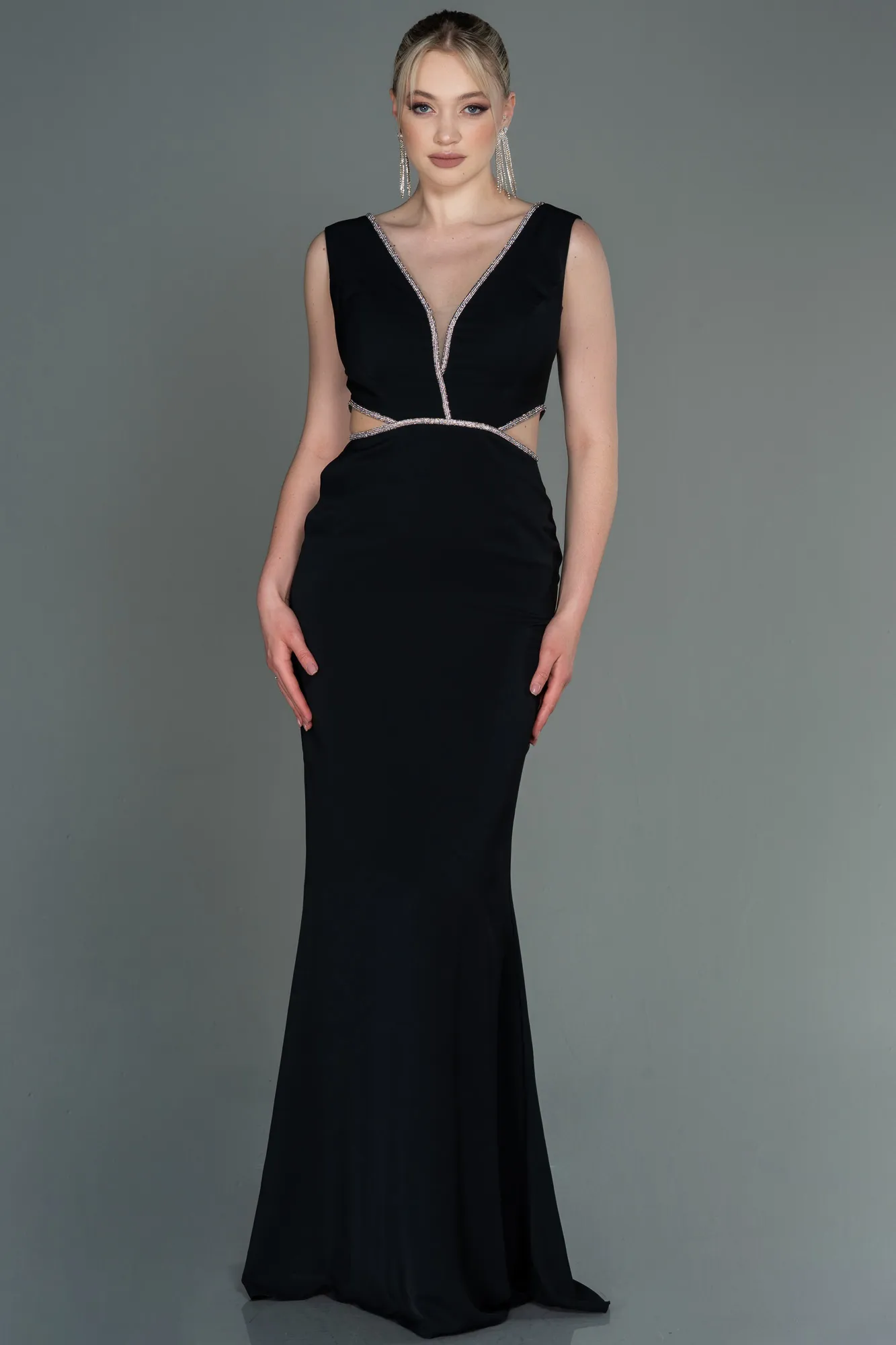 Black-Long Chiffon Prom Gown ABU3184