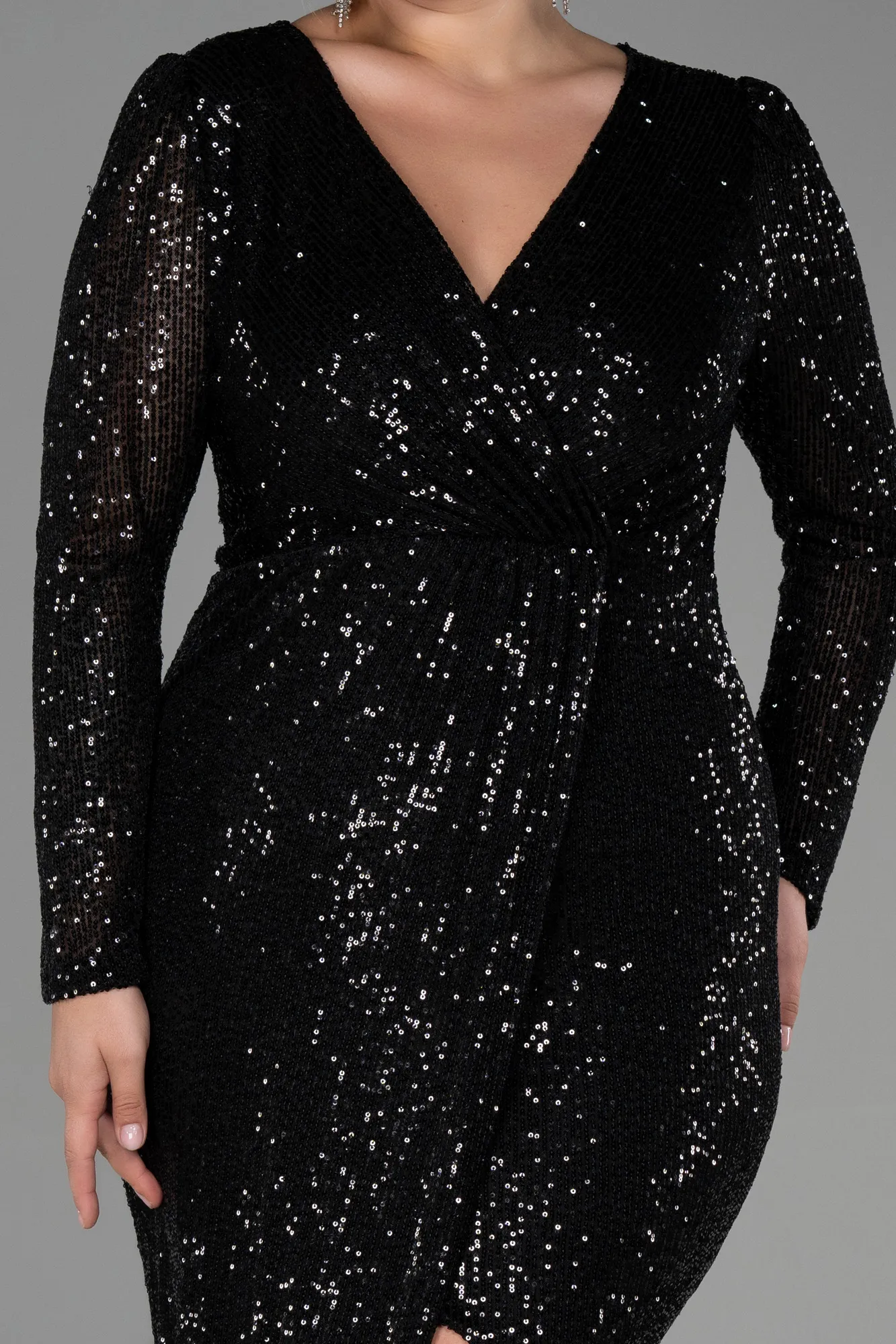 Black-Long Scaly Plus Size Evening Dress ABU3340