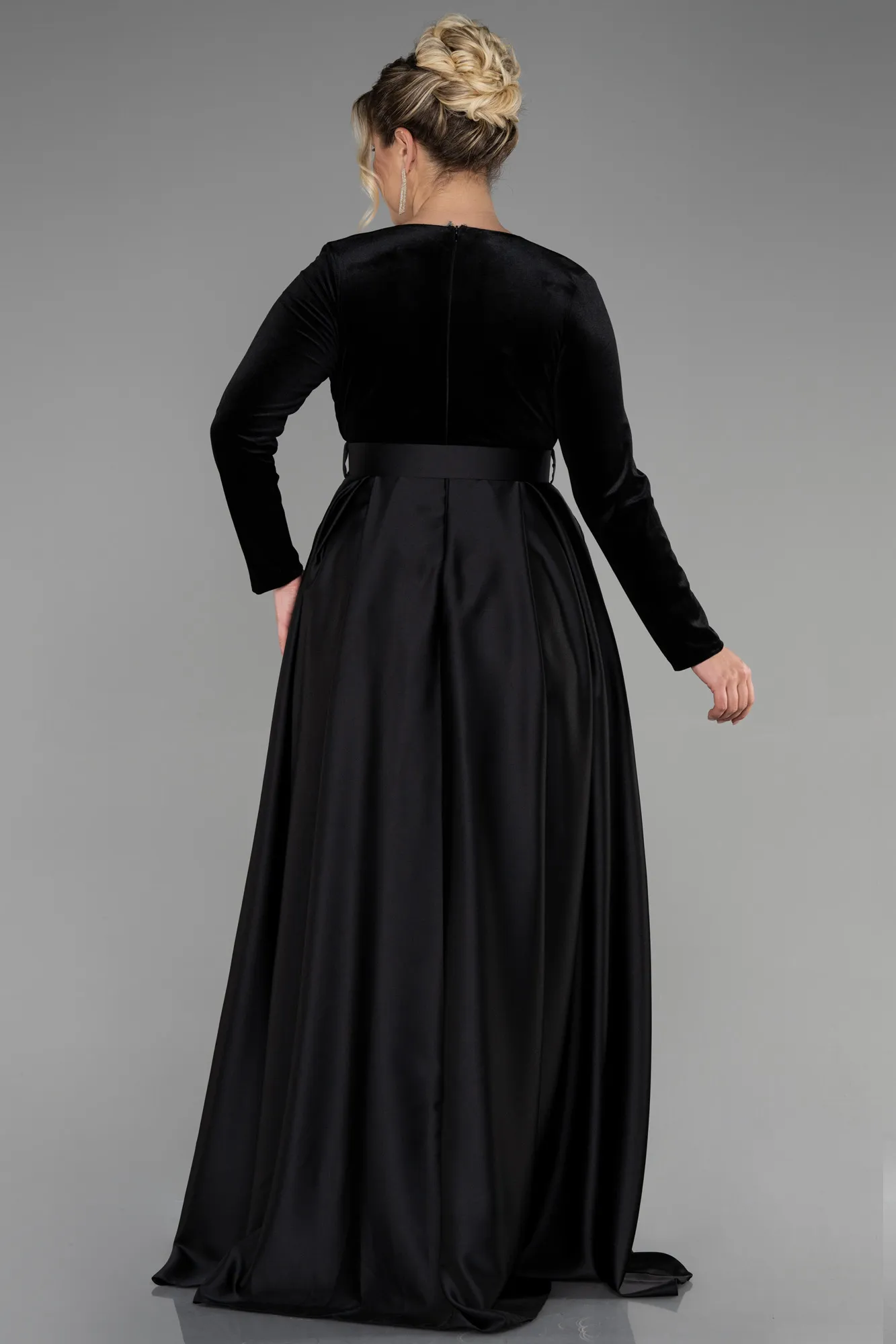 Black-Long Velvet Oversized Evening Dress ABU3389