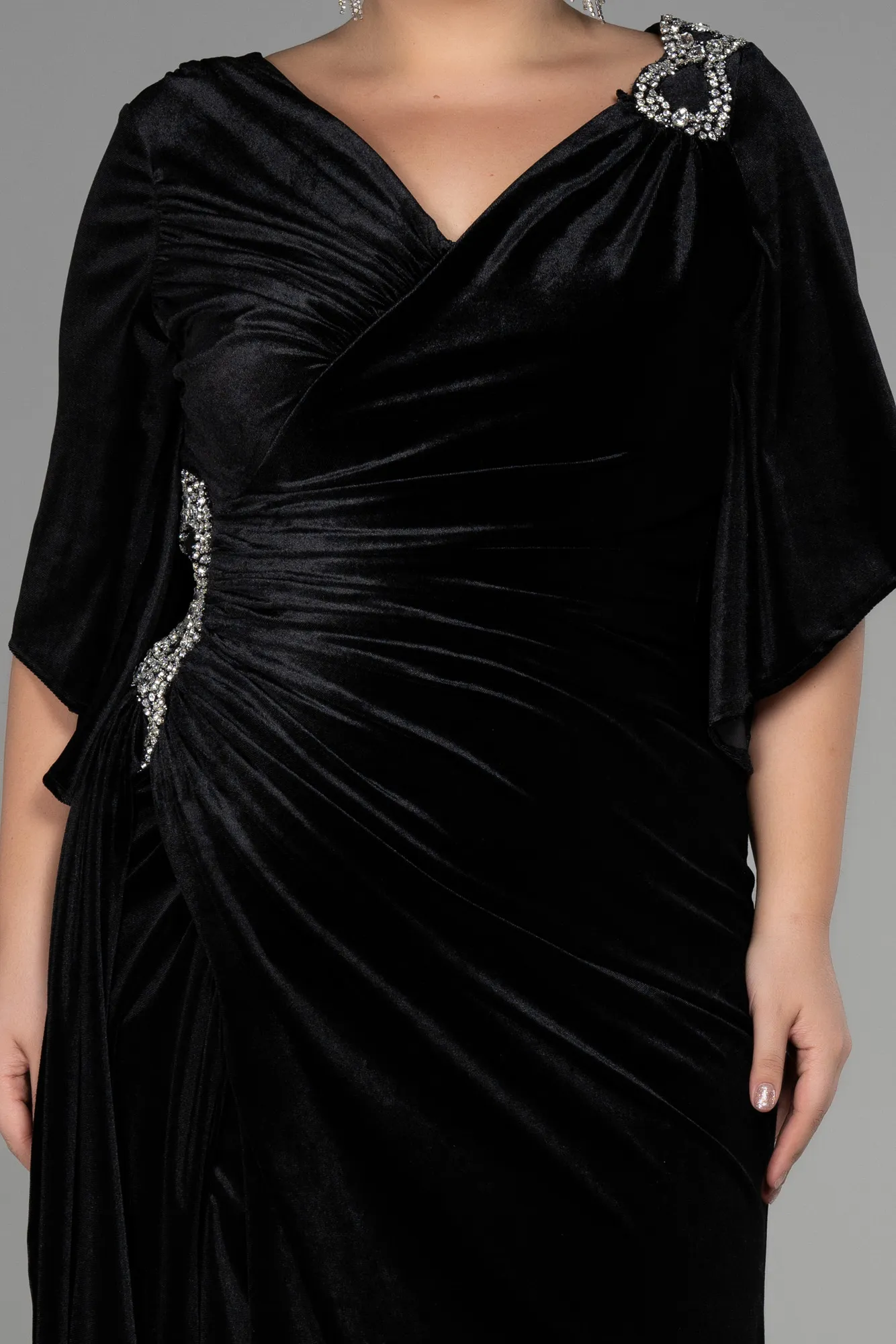 Black-Long Velvet Velvet Oversized Evening Dress ABU3370