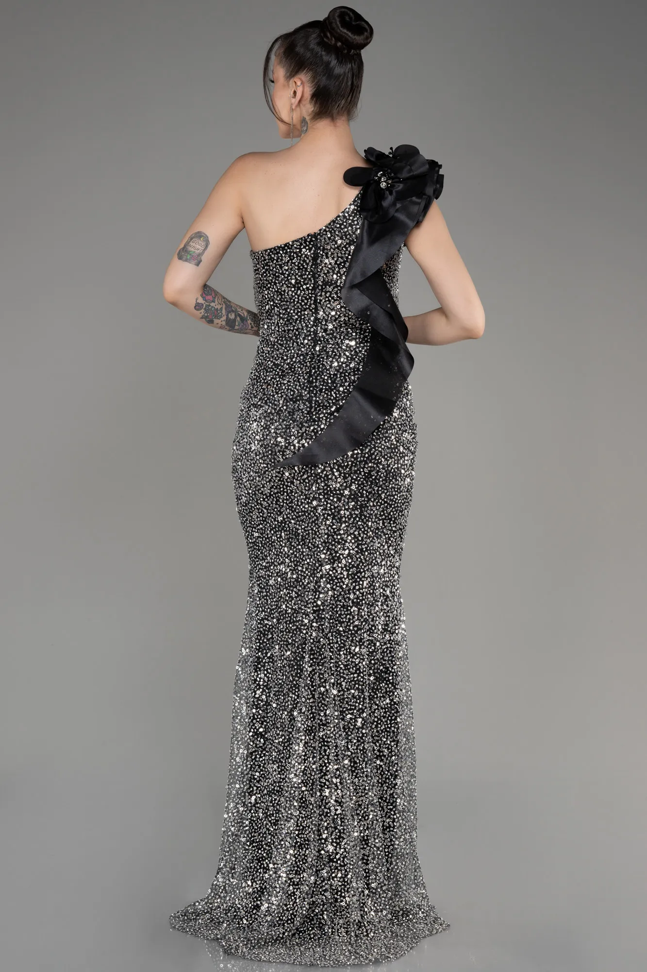 Black-One Shoulder Scaly Evening Gown ABU3956