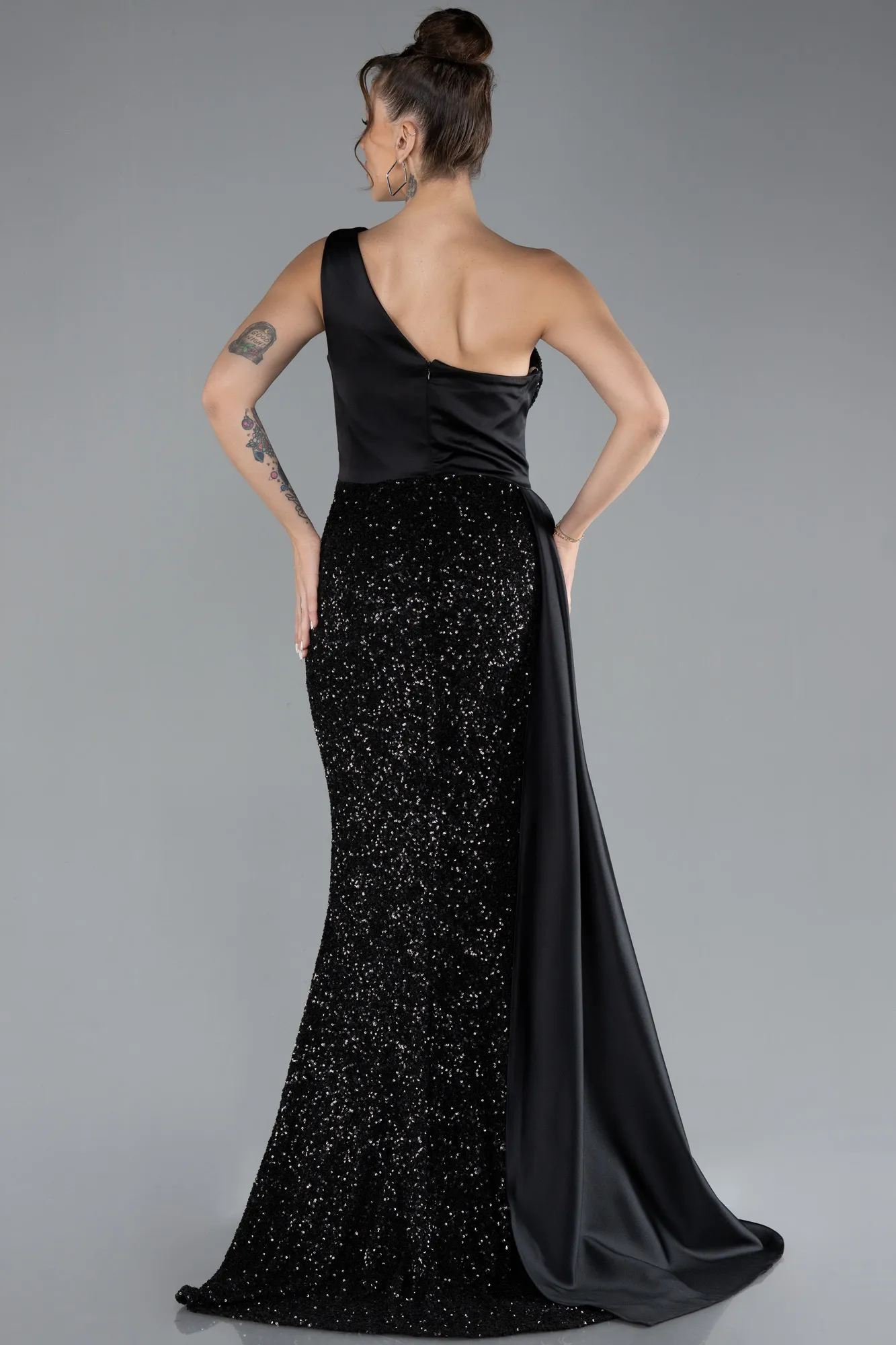 Black-One Sleeve Long Sequined Evening Gown ABU4378