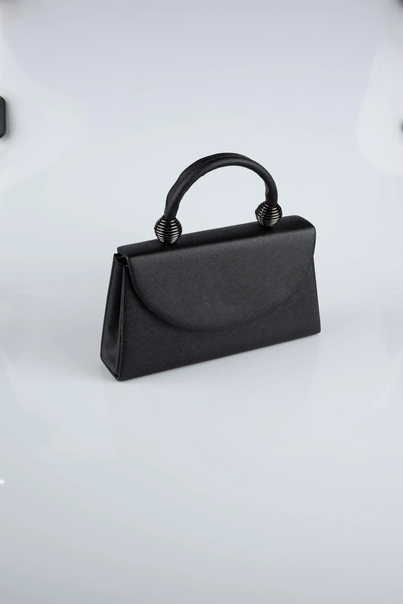 Black-Prd Box Bag ME501