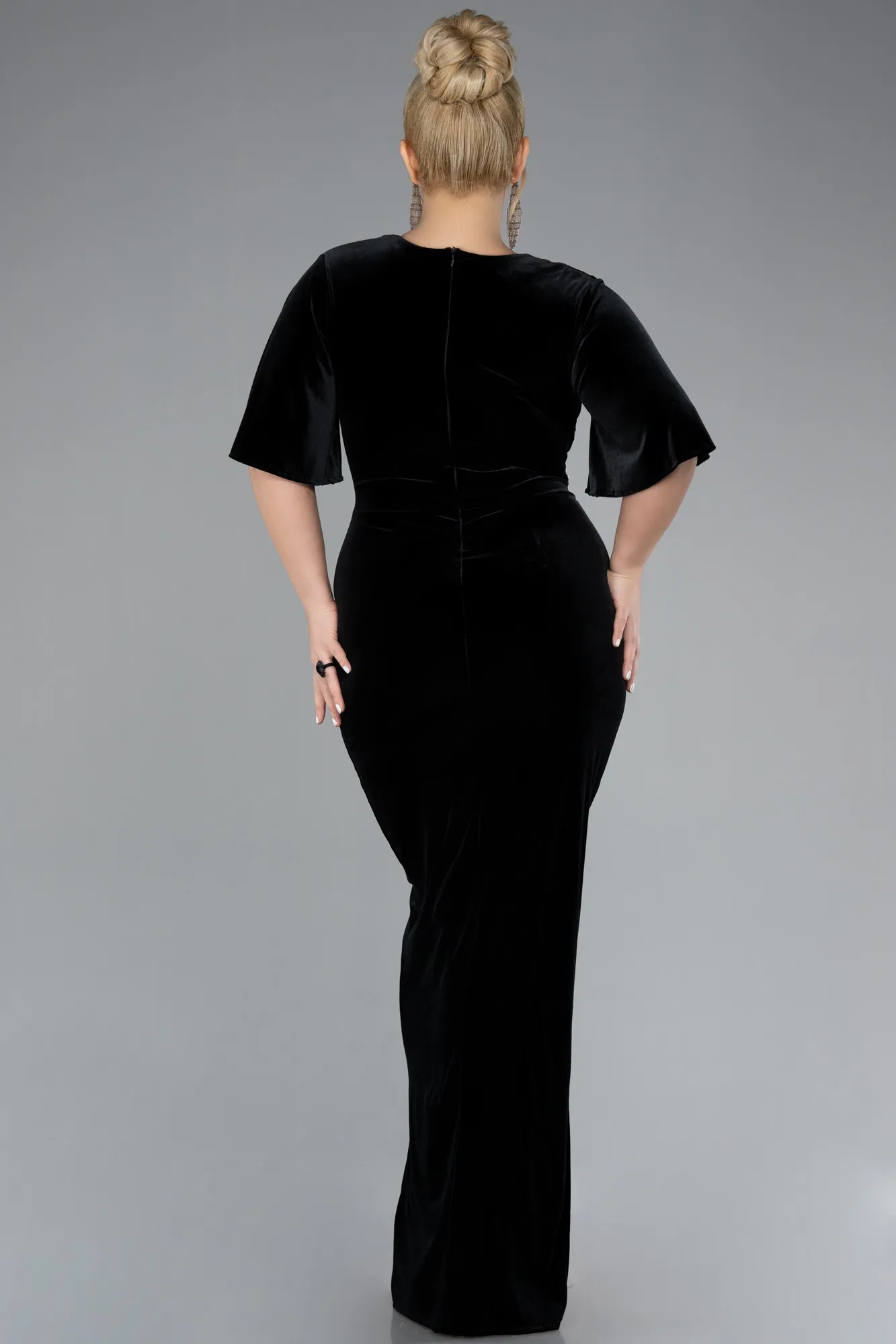 Black-Short Sleeve Slit Long Velvet Plus Size Evening Dress ABU4316