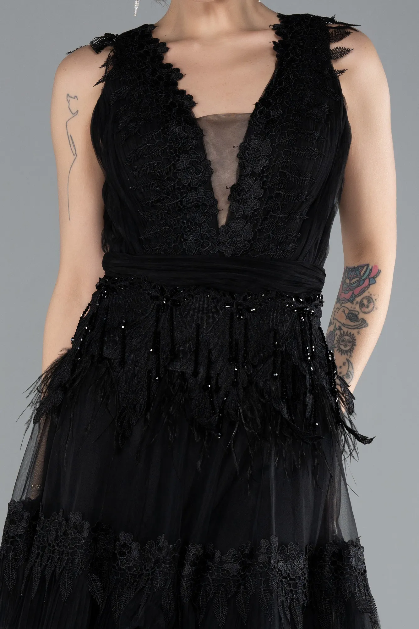 Black-Sleeveless Long Tulle Prom Dress ABU4520