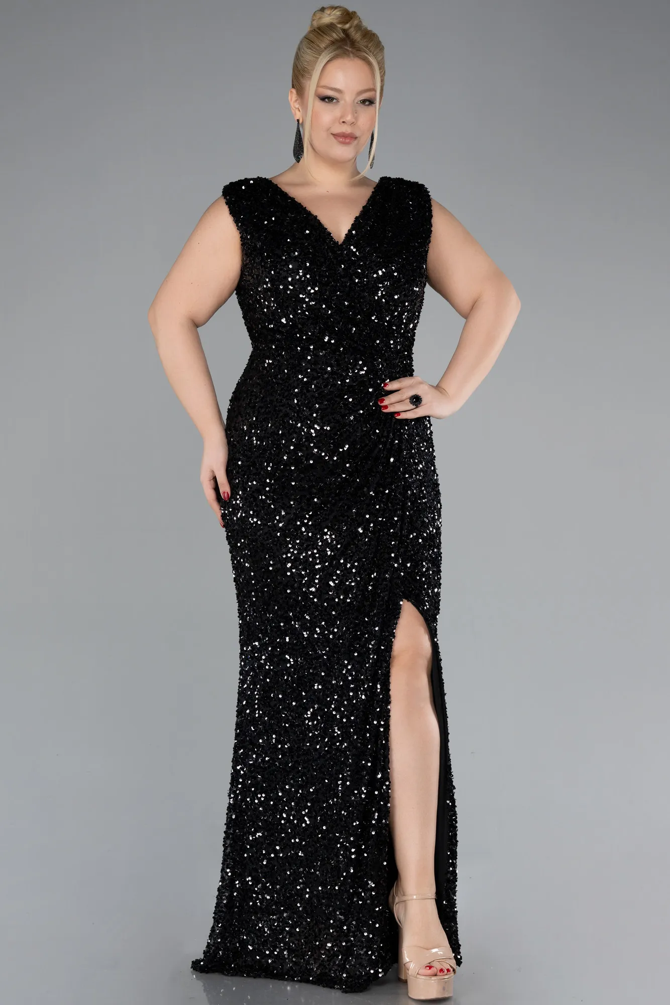 Black-Sleeveless Slit Long Sequined Plus Size Evening Dress ABU4401