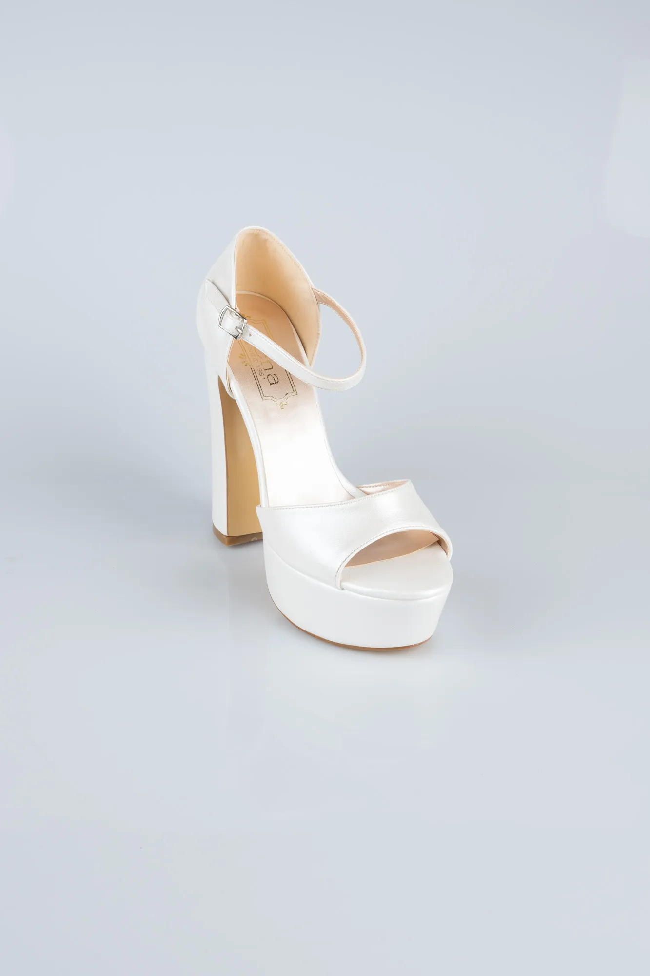 Ecru-Skin Platform Heel MJ4600