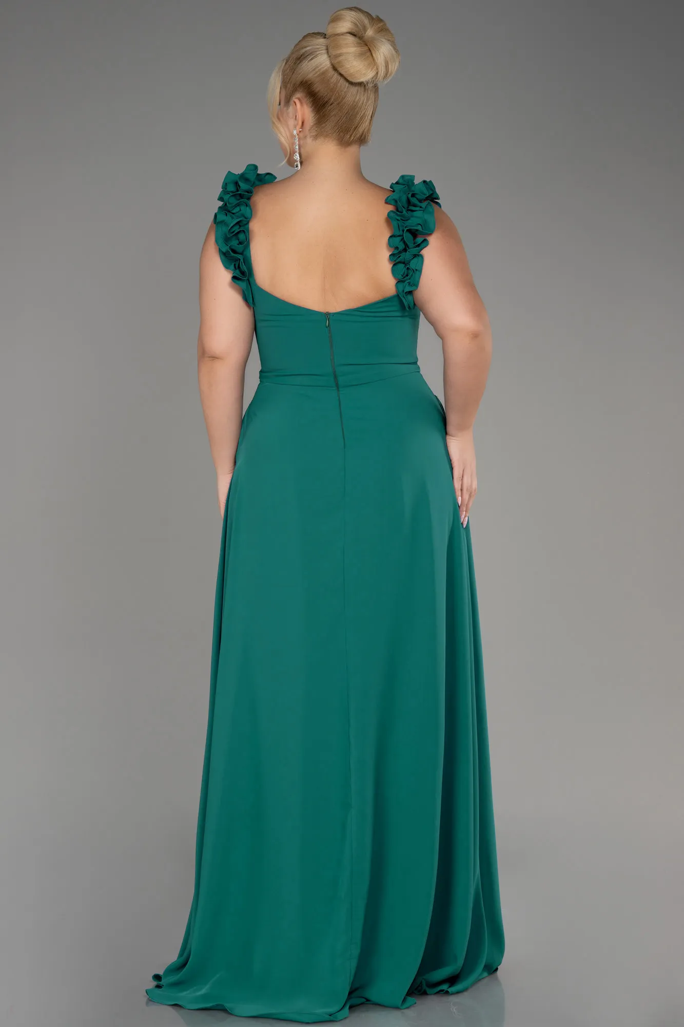 Emerald Green-Boat Neck Long Chiffon Plus Size Evening Dress ABU4026