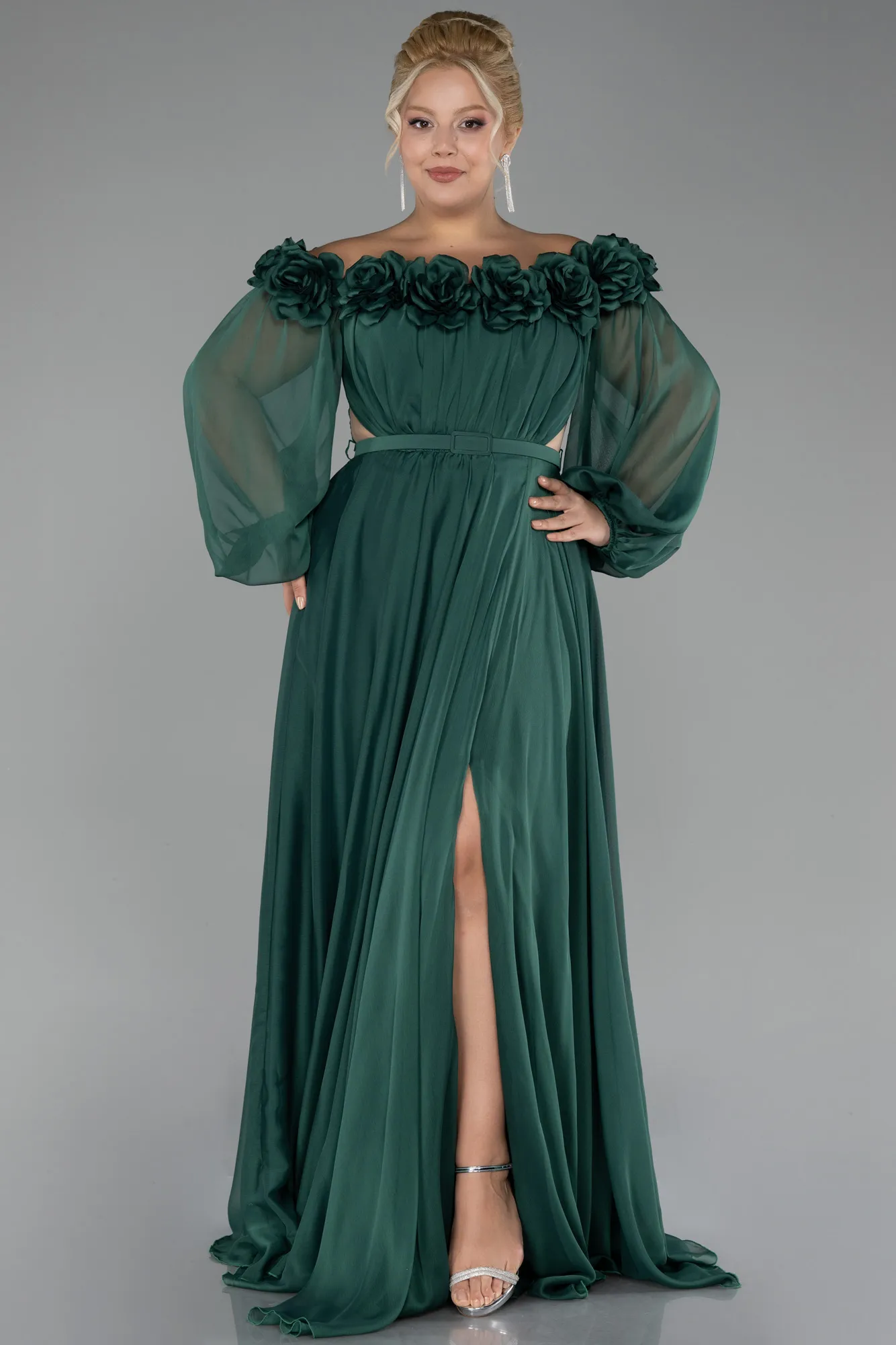 Emerald Green-Boat Neck Long Sleeve Plus Size Chiffon Prom Gown ABU4131