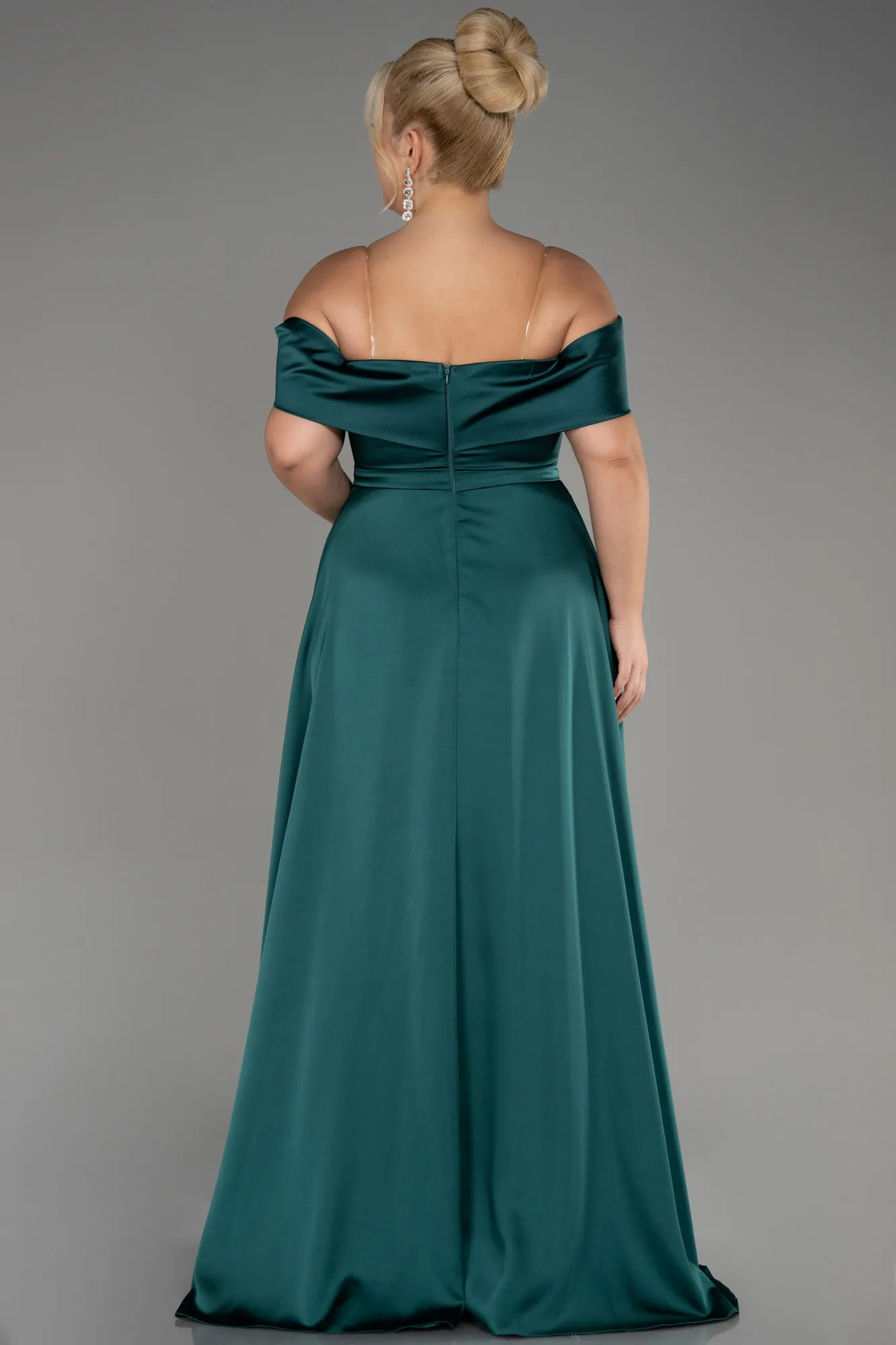 Emerald Green-Boat Neck Satin Plus Size Evening Dress ABU4054