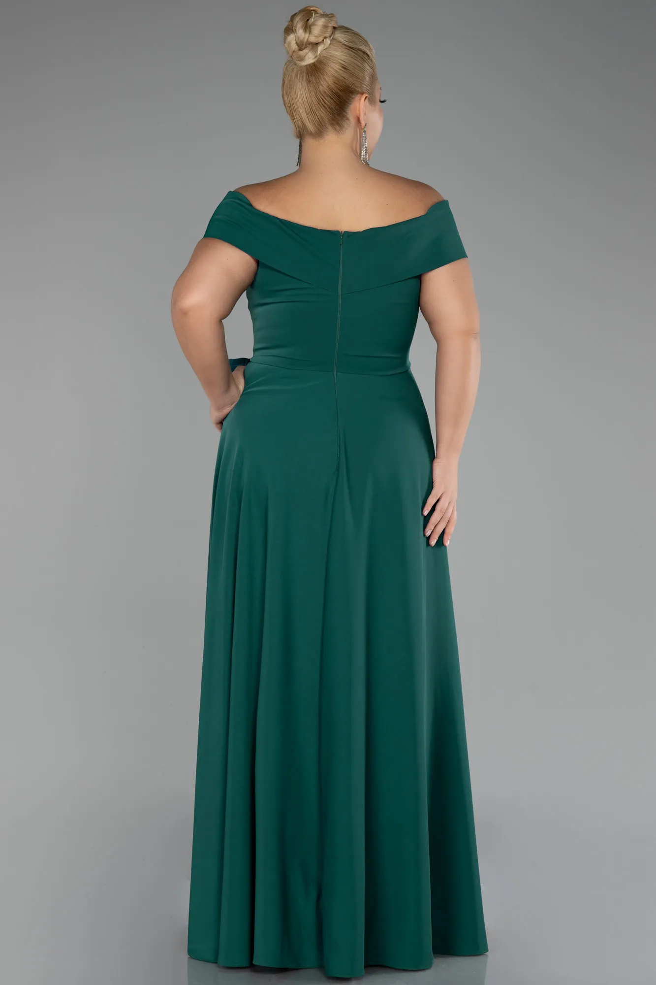 Emerald Green-Boat Neck Slit Long Chiffon Plus Size Prom Dress ABU4234