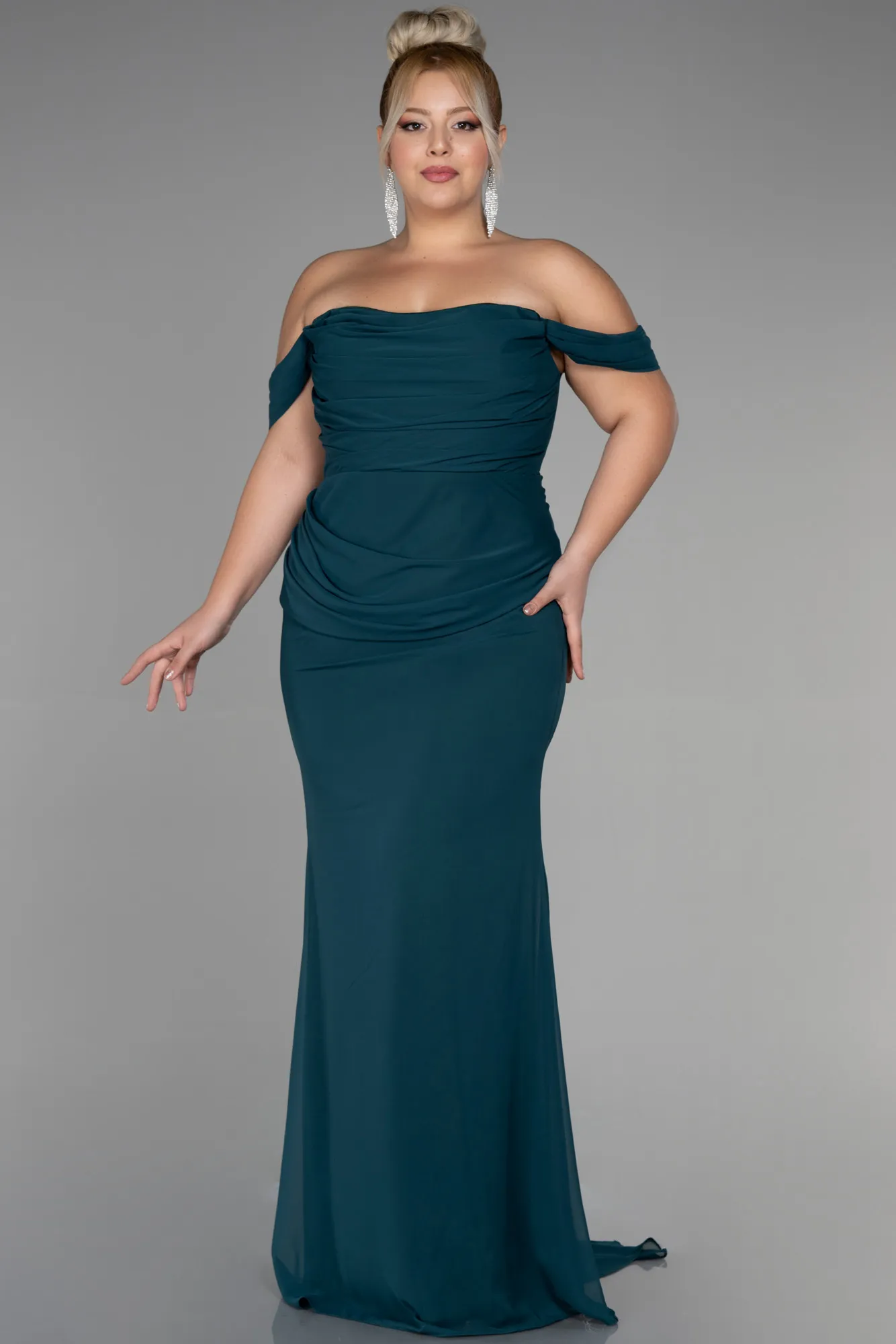 Emerald Green-Long Chiffon Plus Size Evening Dress ABU3353