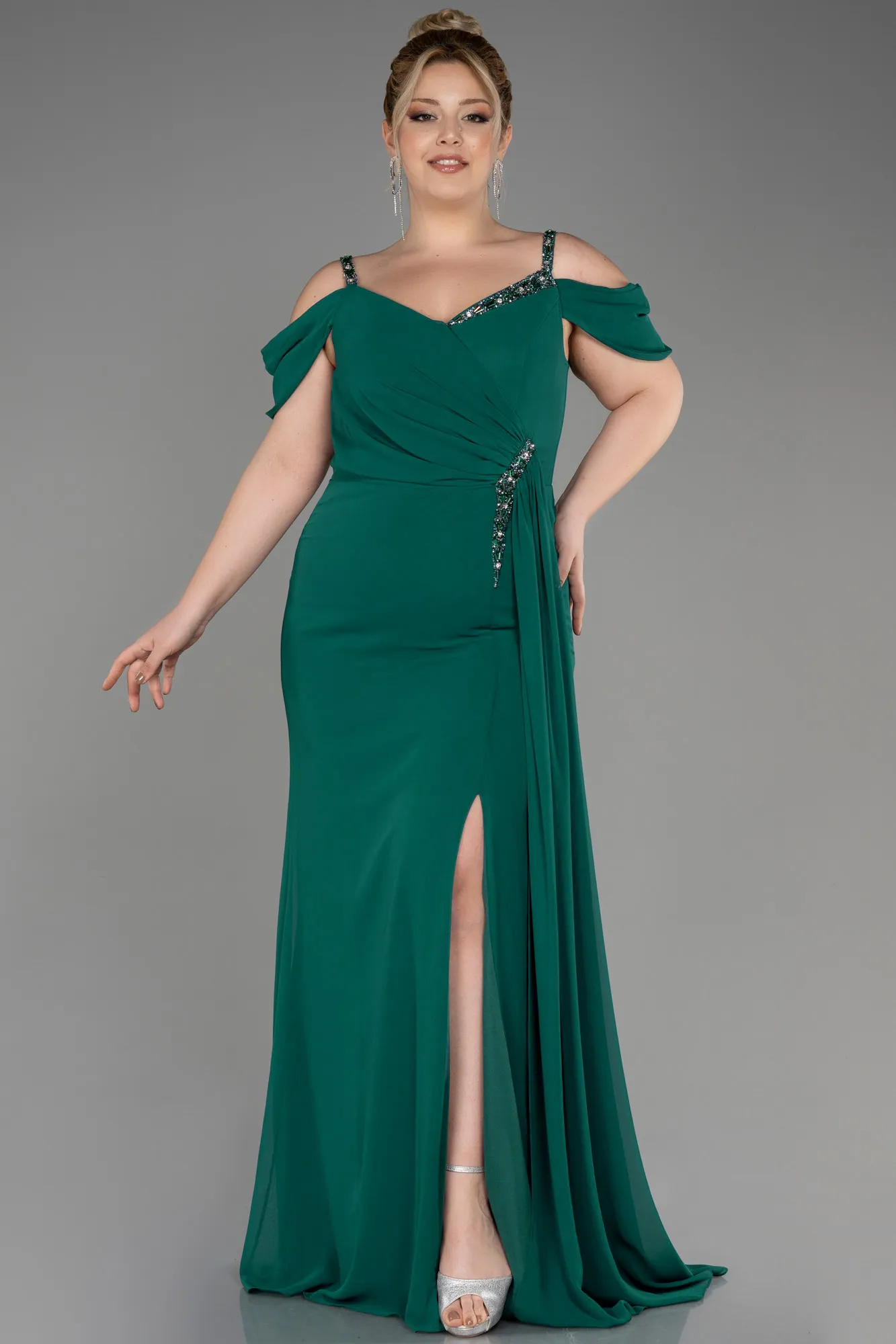 Emerald Green-Long Chiffon Plus Size Evening Gown ABU3742
