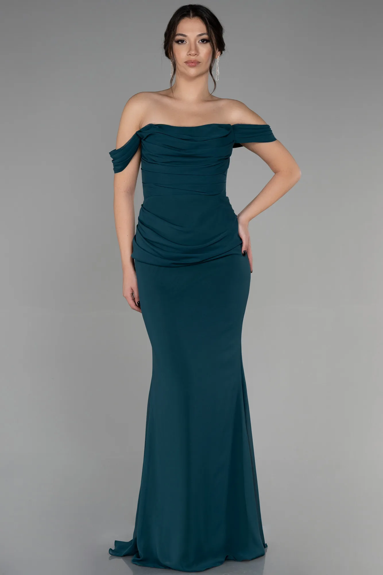 Emerald Green-Long Chiffon Prom Gown ABU3211