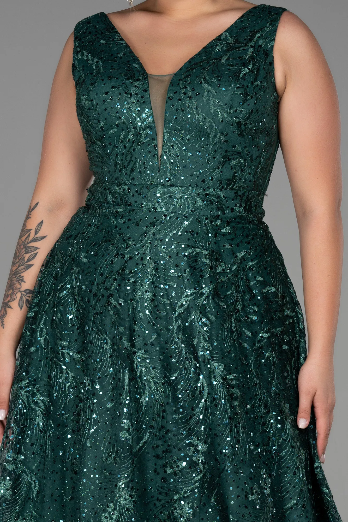 Emerald Green-Long Laced Plus Size Evening Dress ABU3287