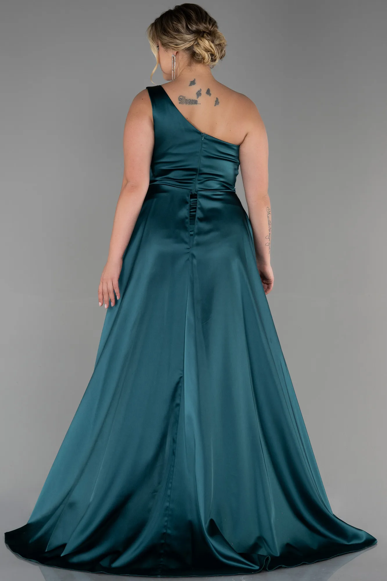 Emerald Green-Long Plus Size Evening Dress ABU3171
