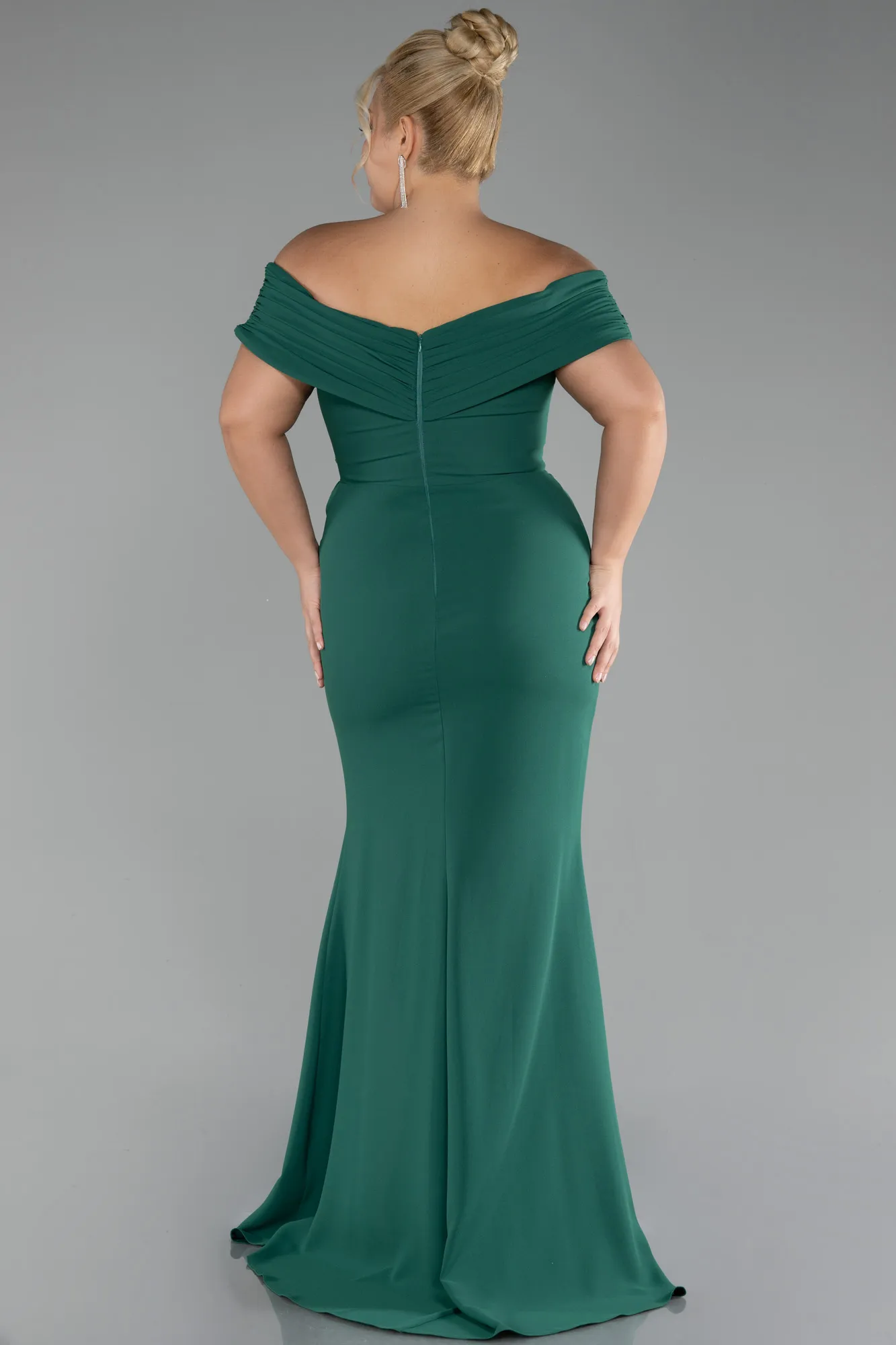 Emerald Green-Long Plus Size Evening Dress ABU3172