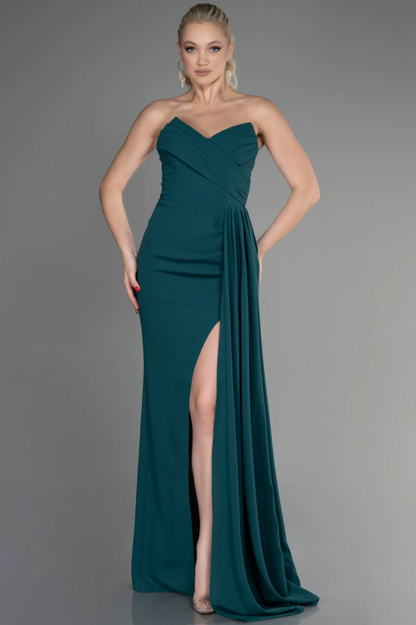 Emerald Green-Long Prom Gown ABU3344