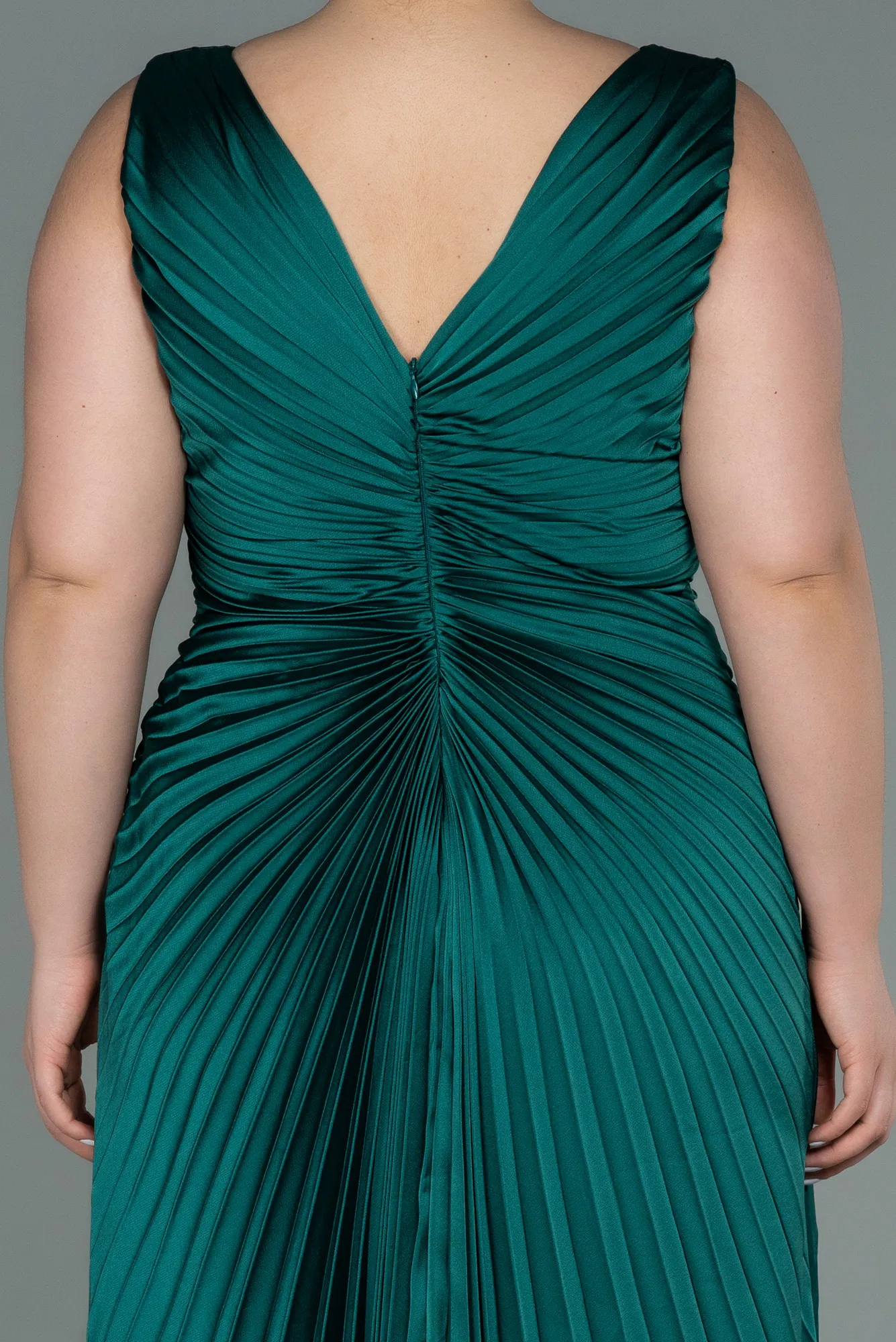 Emerald Green-Long Satin Plus Size Evening Dress ABU3076