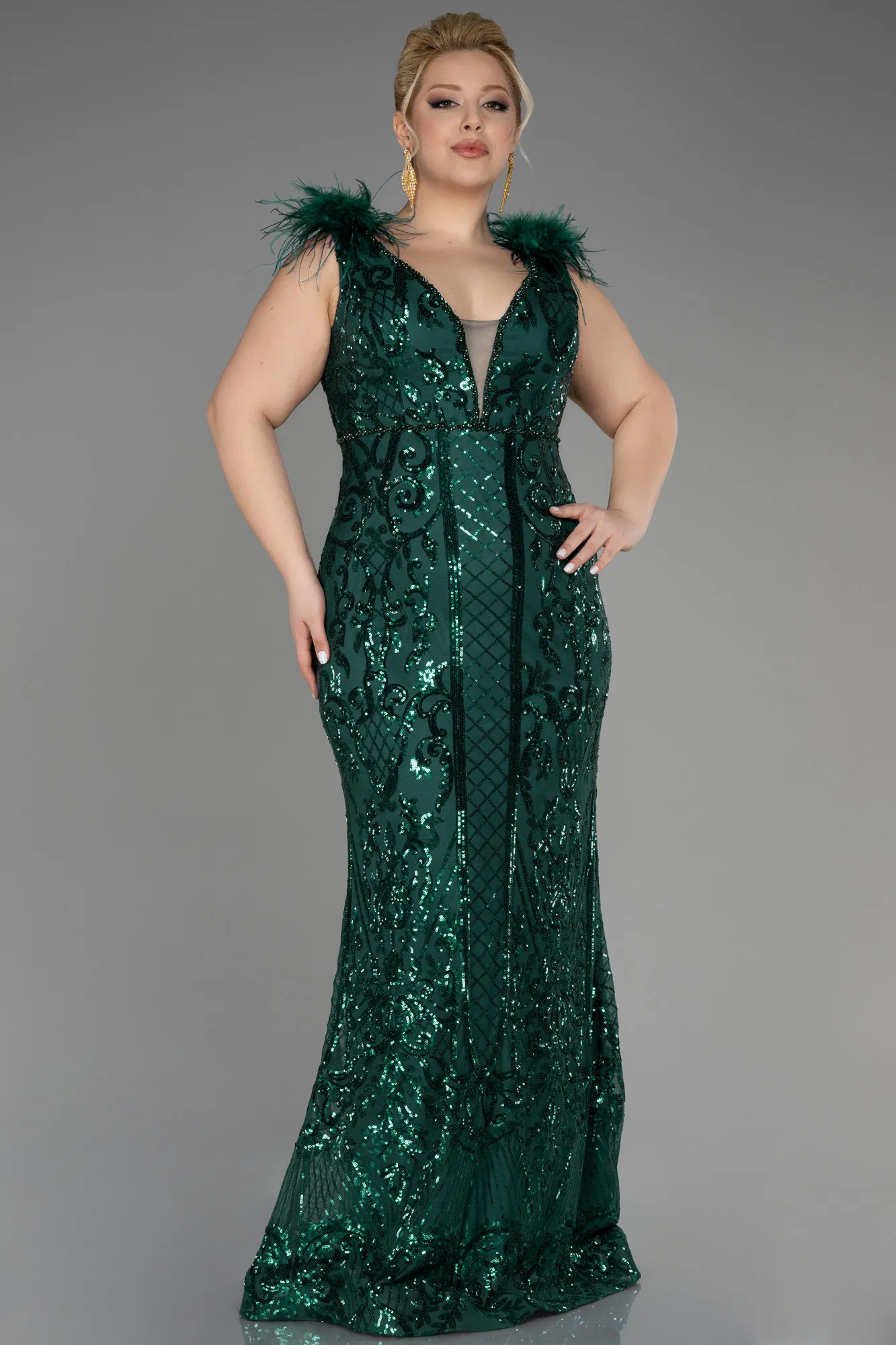 Emerald Green-Long Scaly Plus Size Engagement Dress ABU3671
