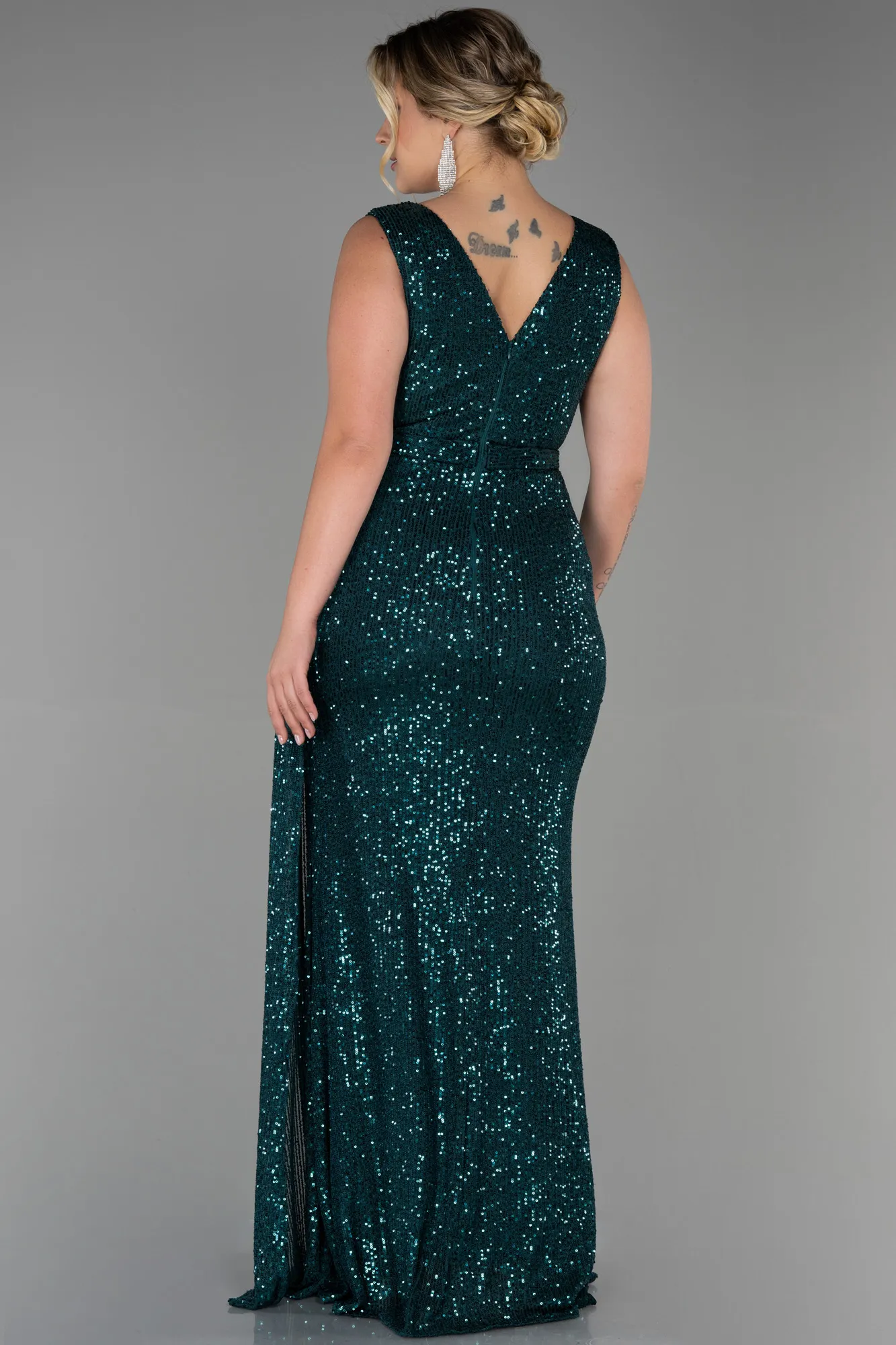 Emerald Green-Long Scaly Plus Size Evening Dress ABU3194