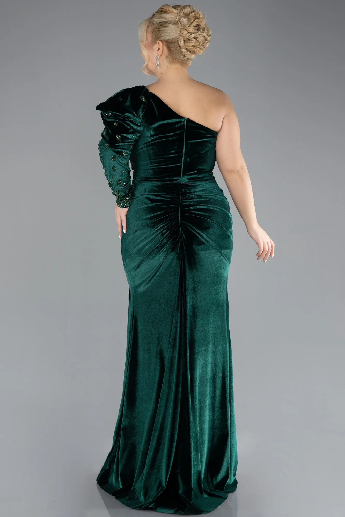 Emerald Green-One Sleeve Slit Long Velvet Plus Size Evening Dress ABU4339