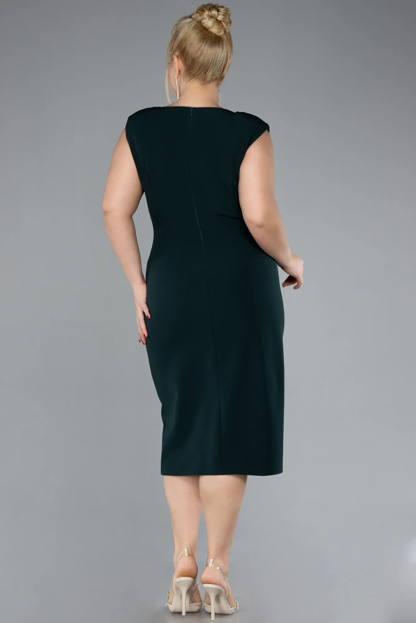 Emerald Green-Sleeveless Midi Plus Size Party Dress ABK2190