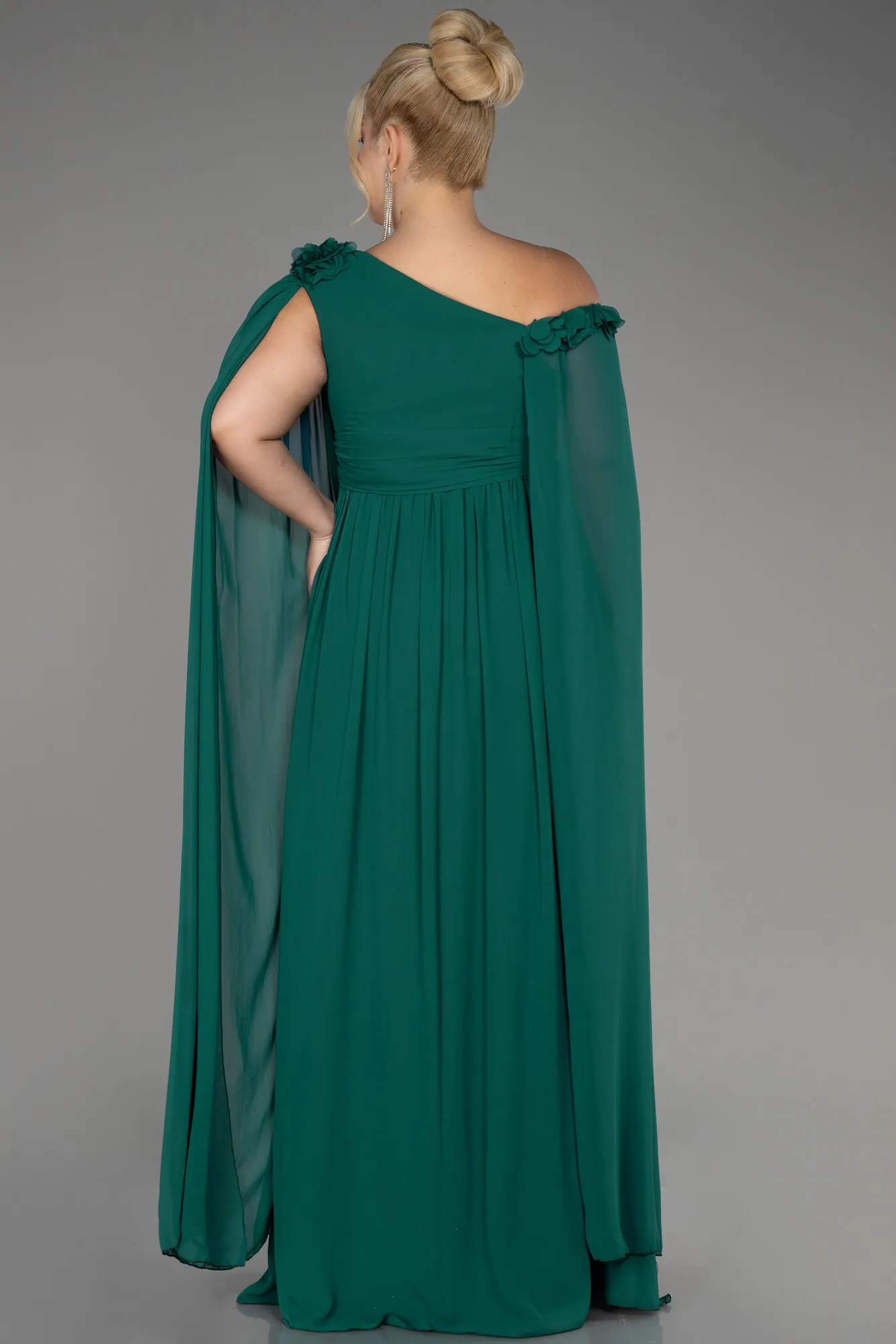 Emerald Green-Slit Shawl Long Chiffon Plus Size Evening Dress ABU4002