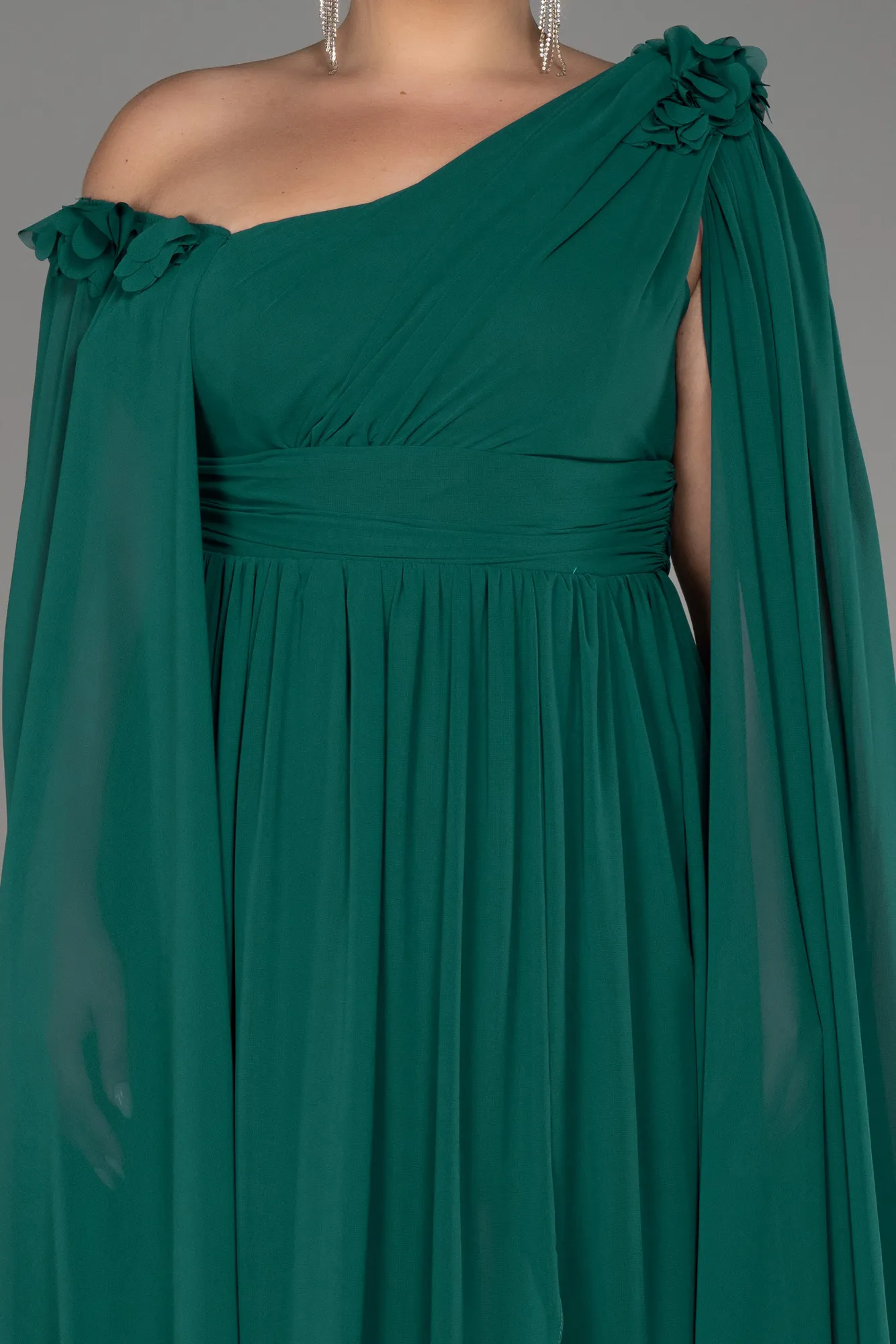 Emerald Green-Slit Shawl Long Chiffon Plus Size Evening Dress ABU4002