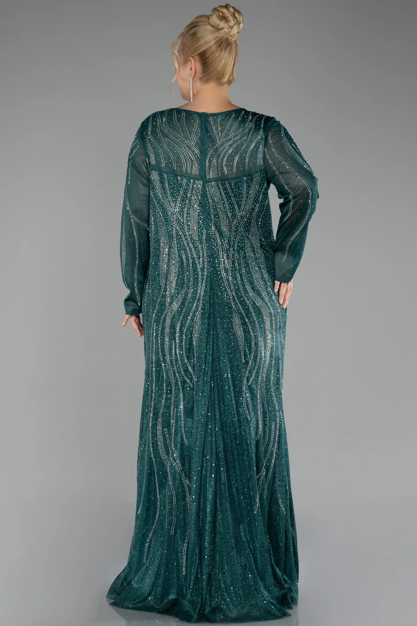 Emerald Green-Stoned Long Sleeve Plus Size Evenin Gown ABU3927