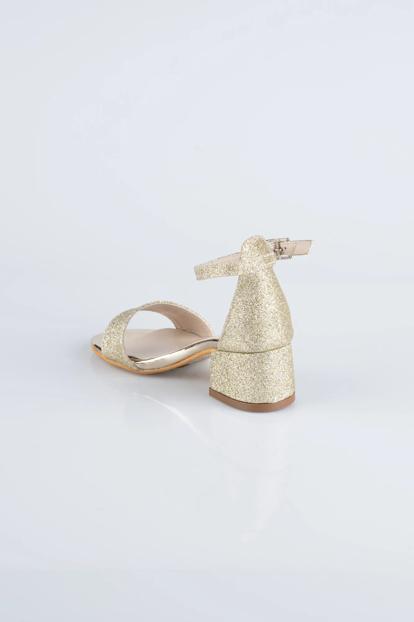 Gold-Kid Shoe SE769