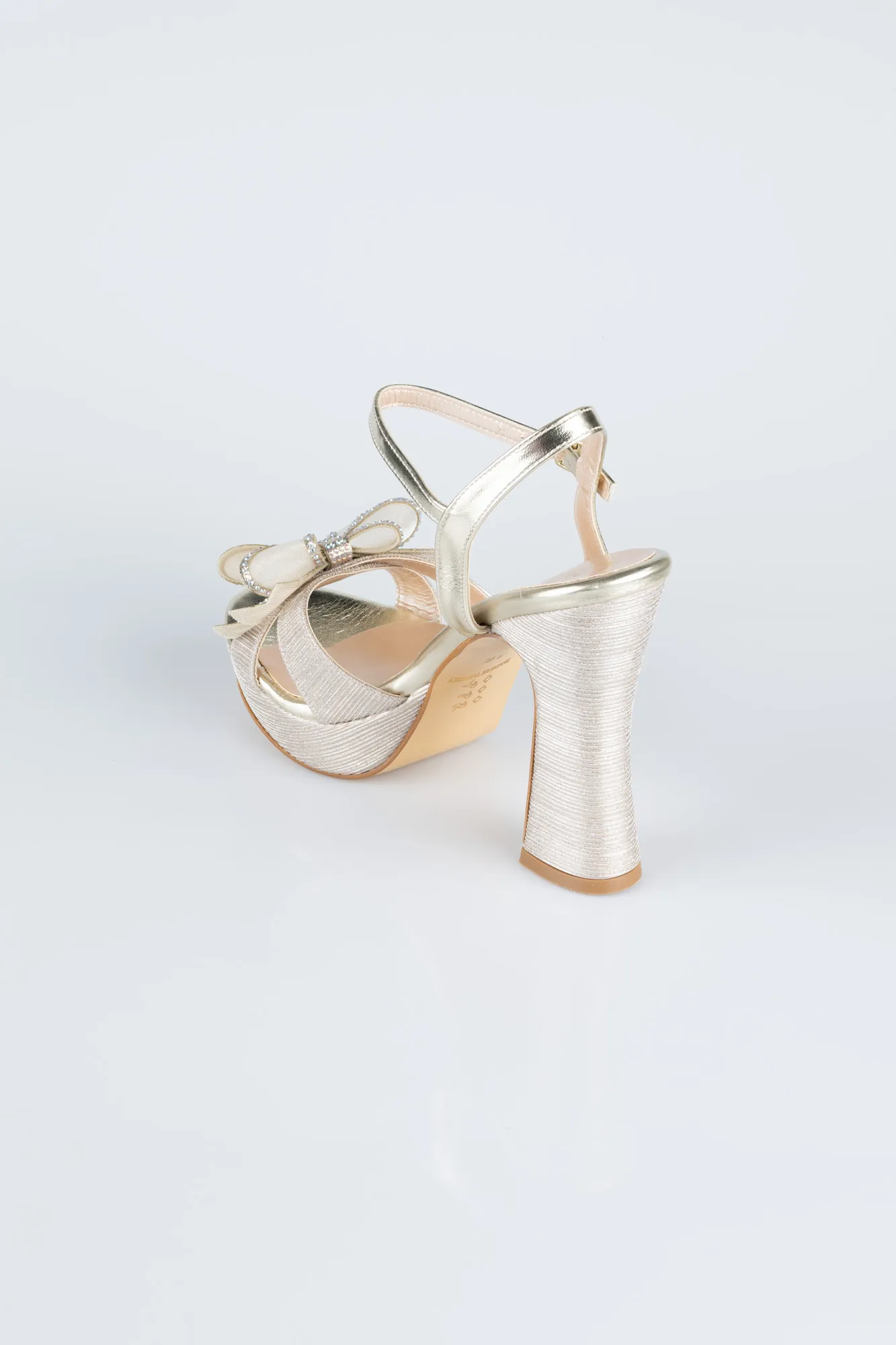 Gold-Laser Cut Evening Shoe MJL2331