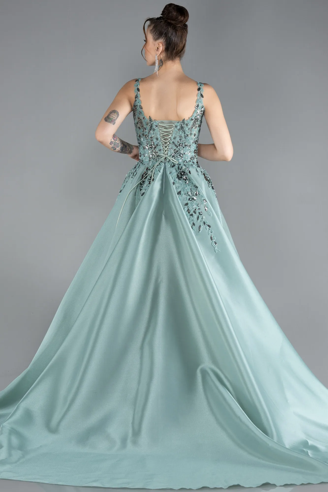 Mint-Sleeveless Embroidered Long Haute Couture Dress ABU4447