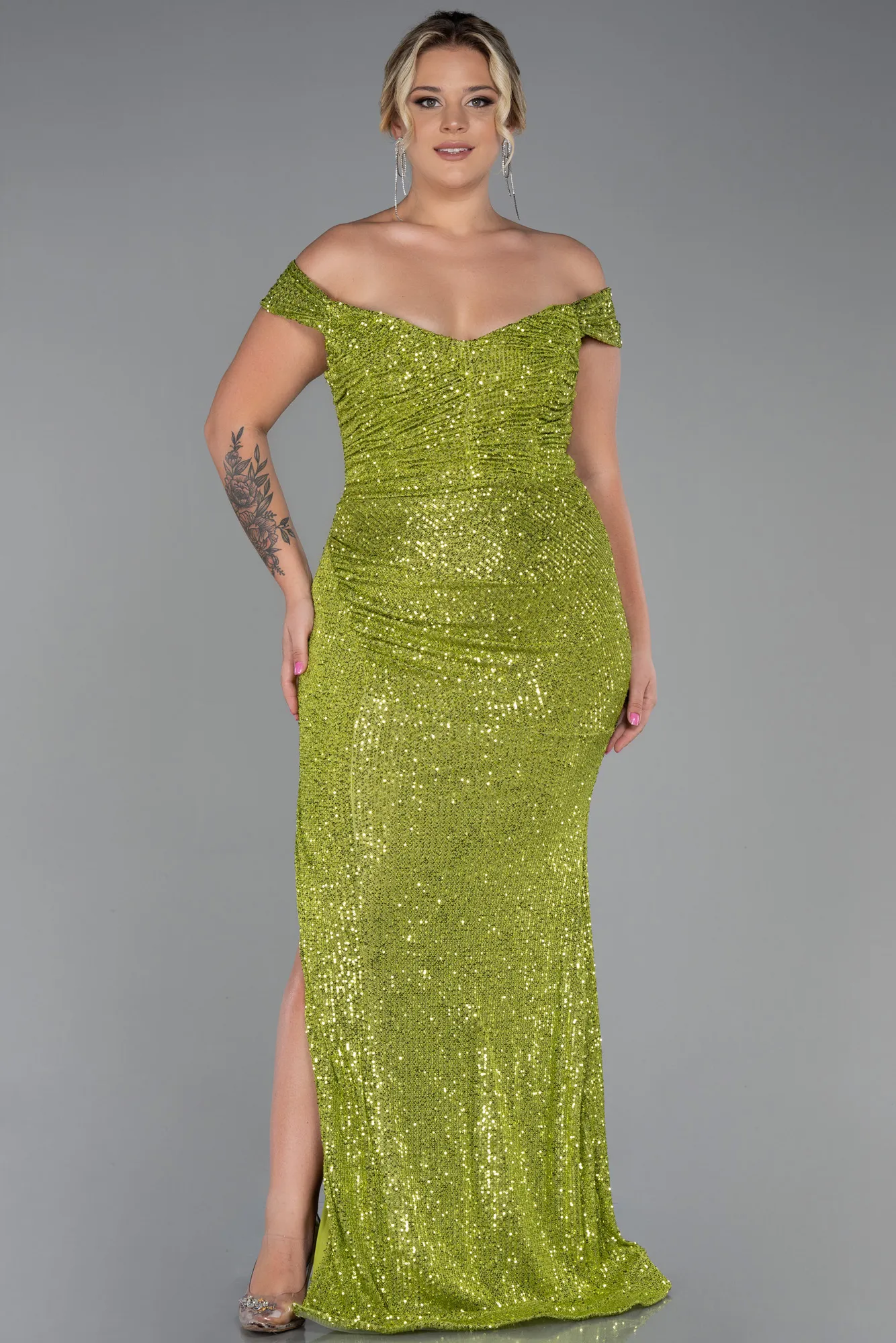 Pistachio Green-Long Scaly Plus Size Evening Dress ABU3203