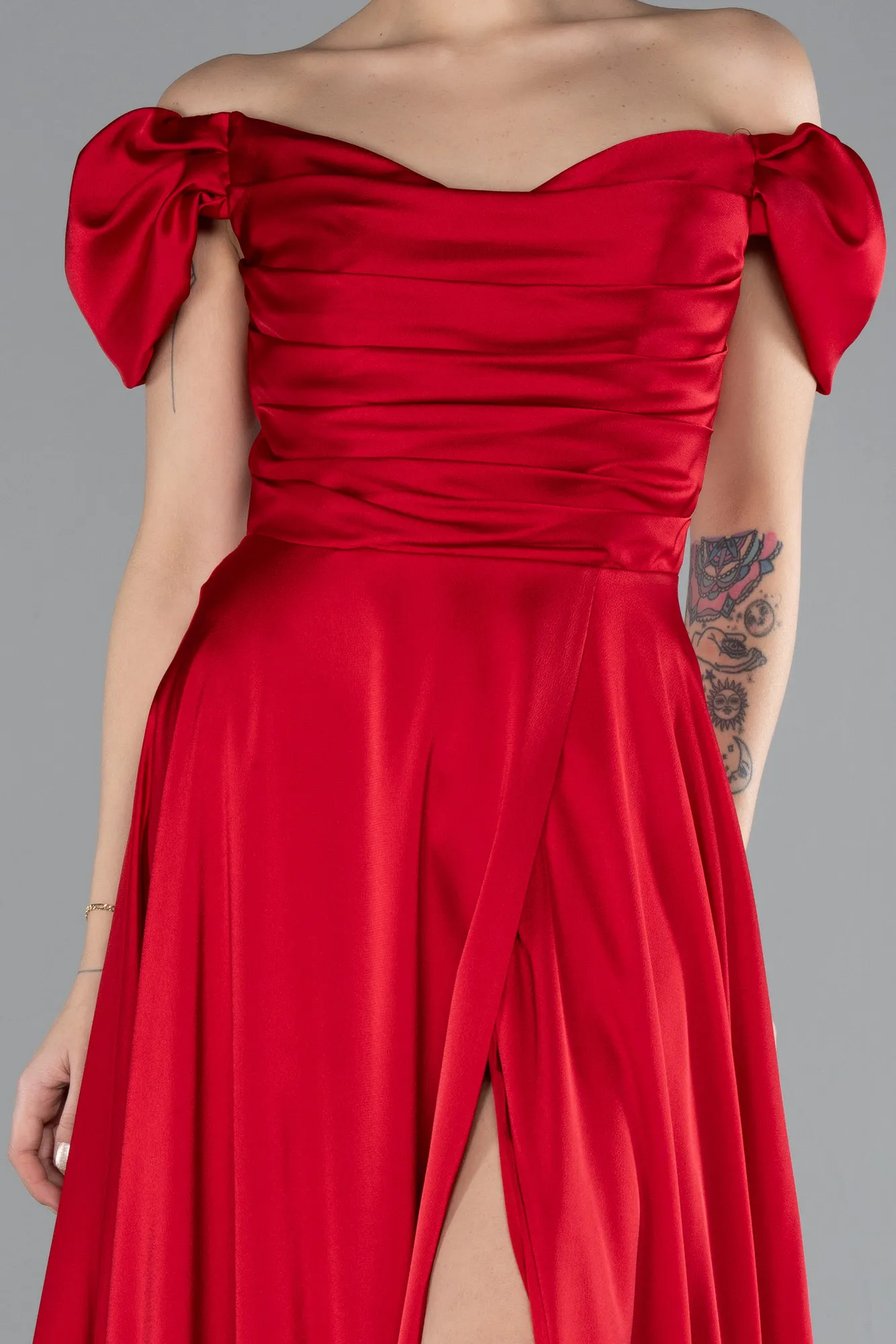 Red-Boat Neck Slit Long Satin Prom Gown ABU4508