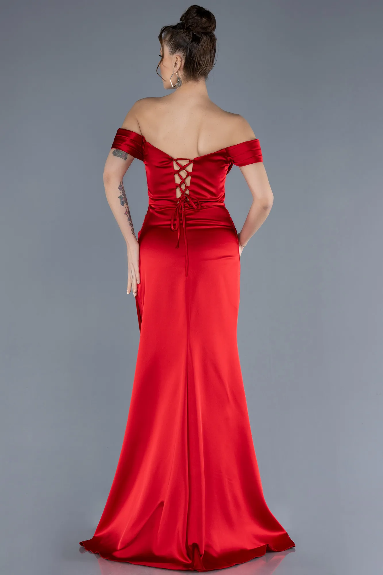 Red-Boat Neck Slit Satin Long Prom Gown ABU4582