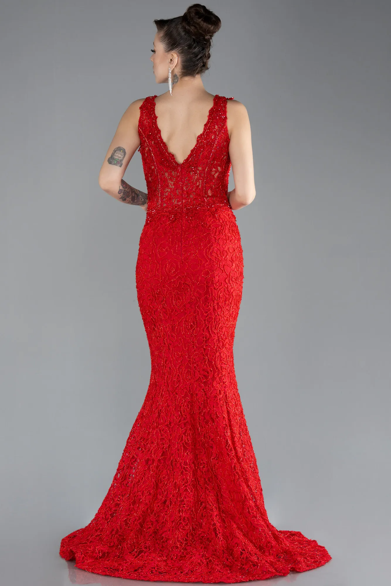 Red-Sleeveless Laced Long Mermaid Prom Gown ABU4493