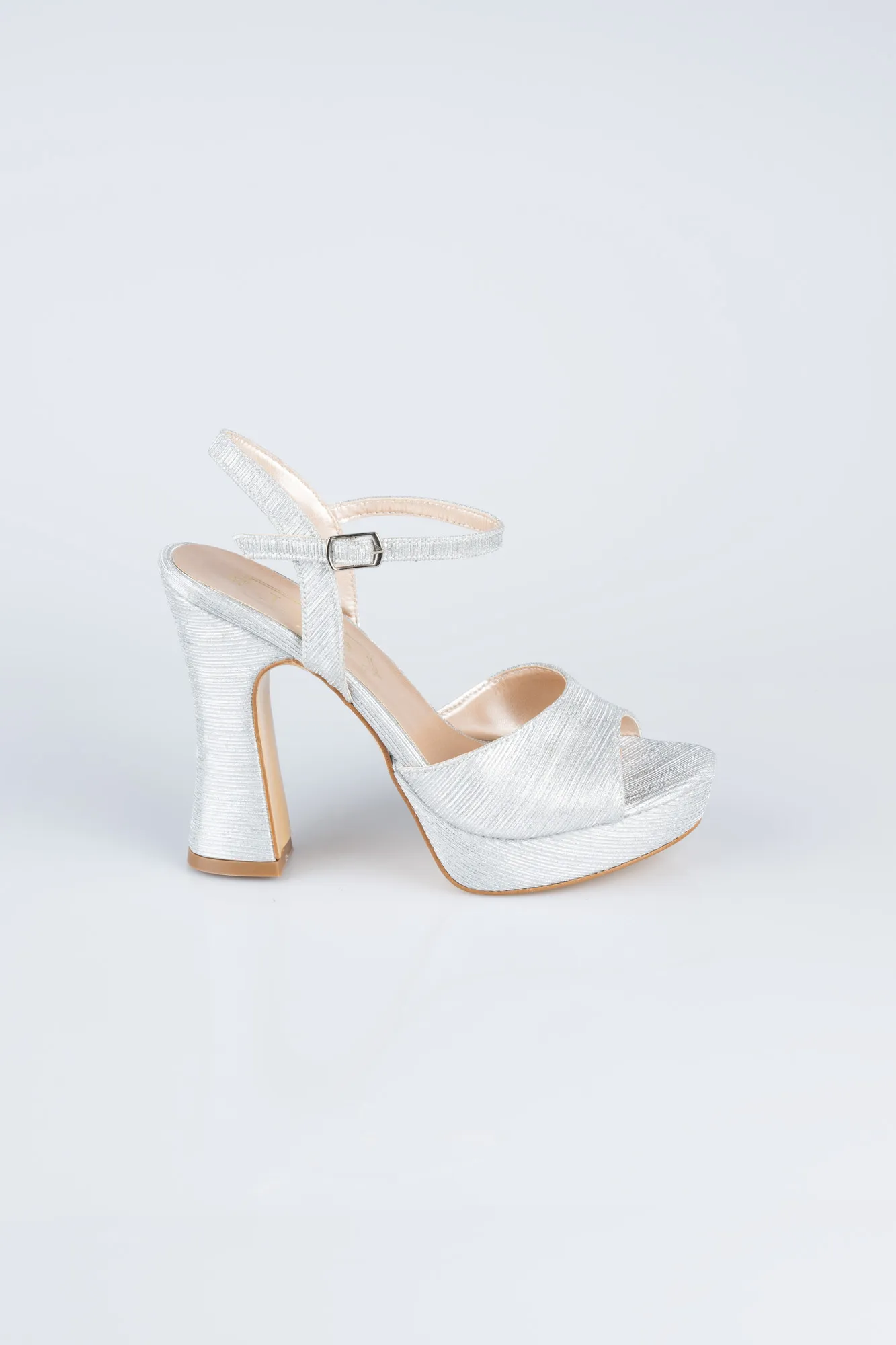 Silver-Laser Cut Evening Shoe MJ2600