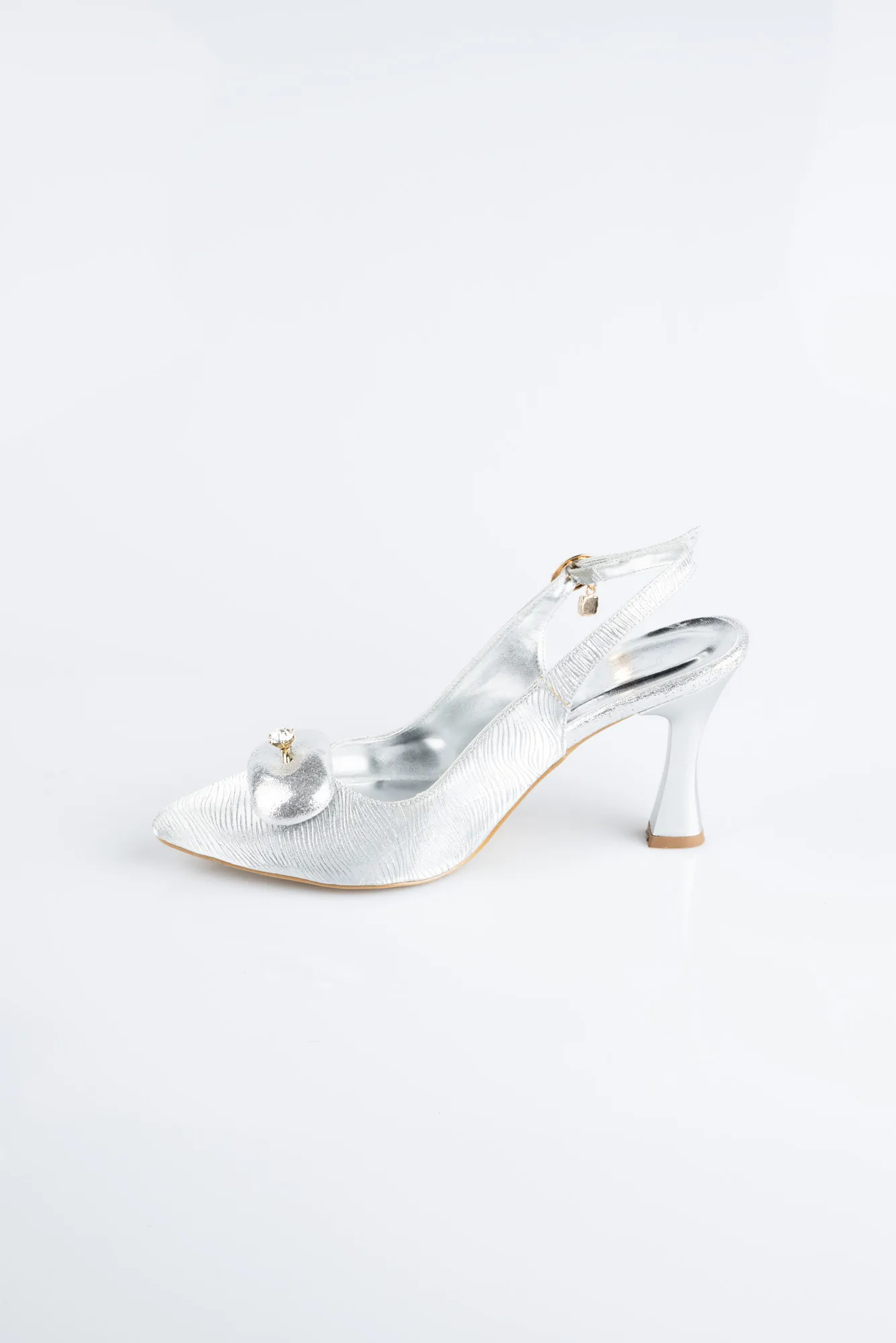 Silver-Laser Cut Stiletto MJL5164